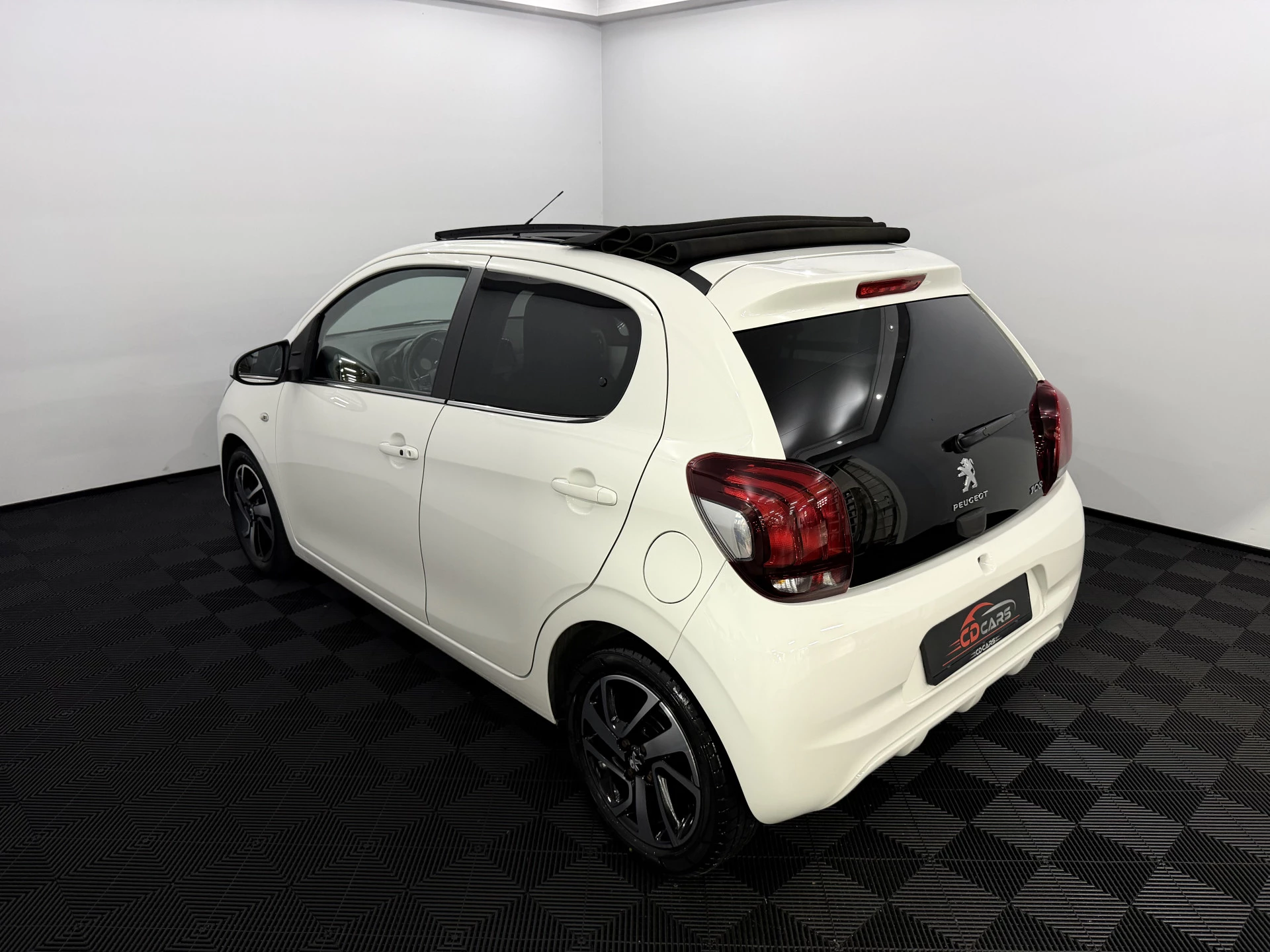 Hoofdafbeelding Peugeot 108