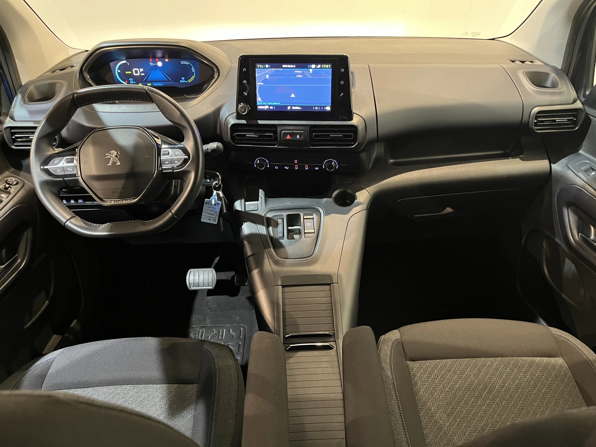 Hoofdafbeelding Peugeot e-Rifter