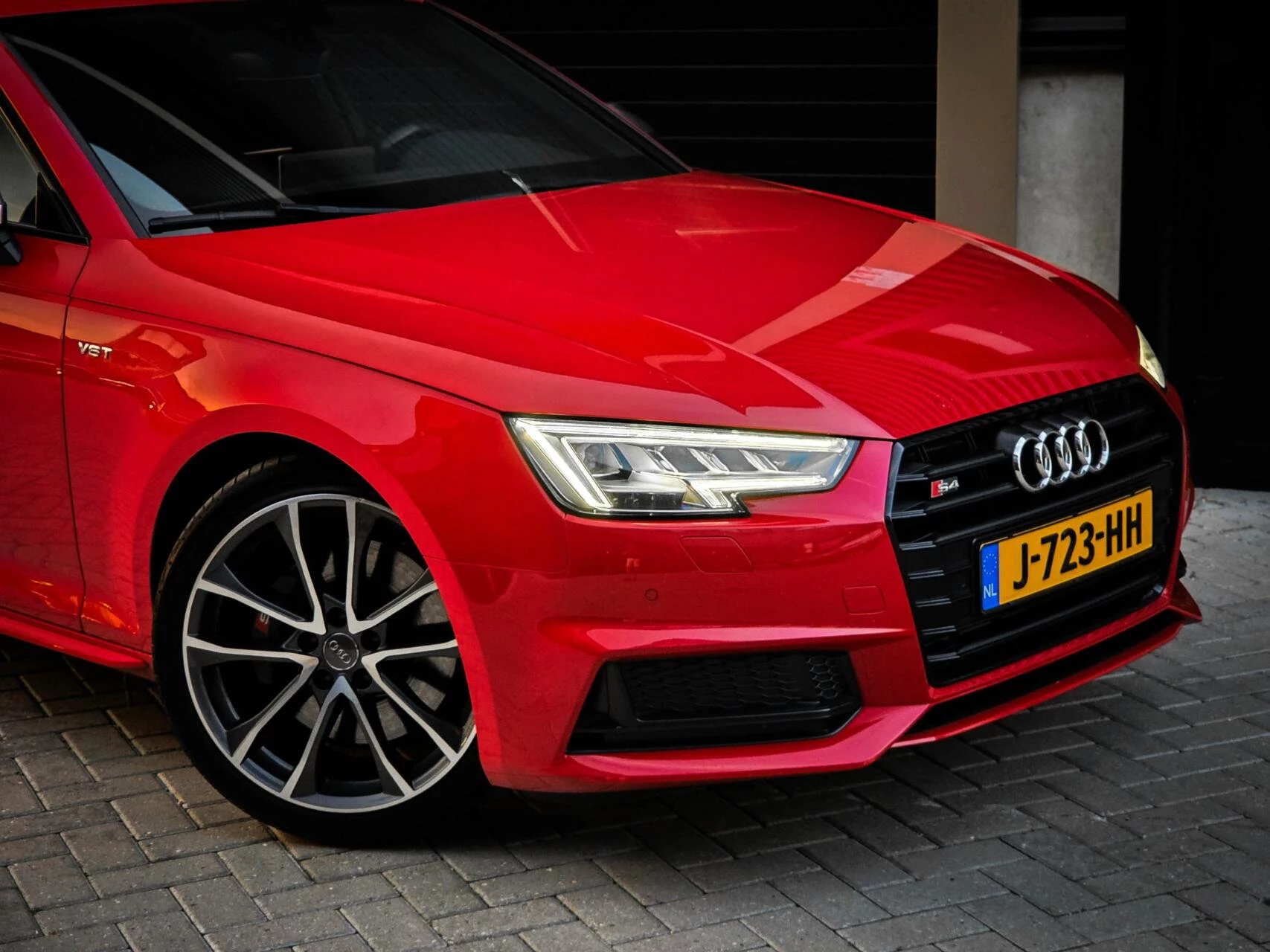 Hoofdafbeelding Audi S4