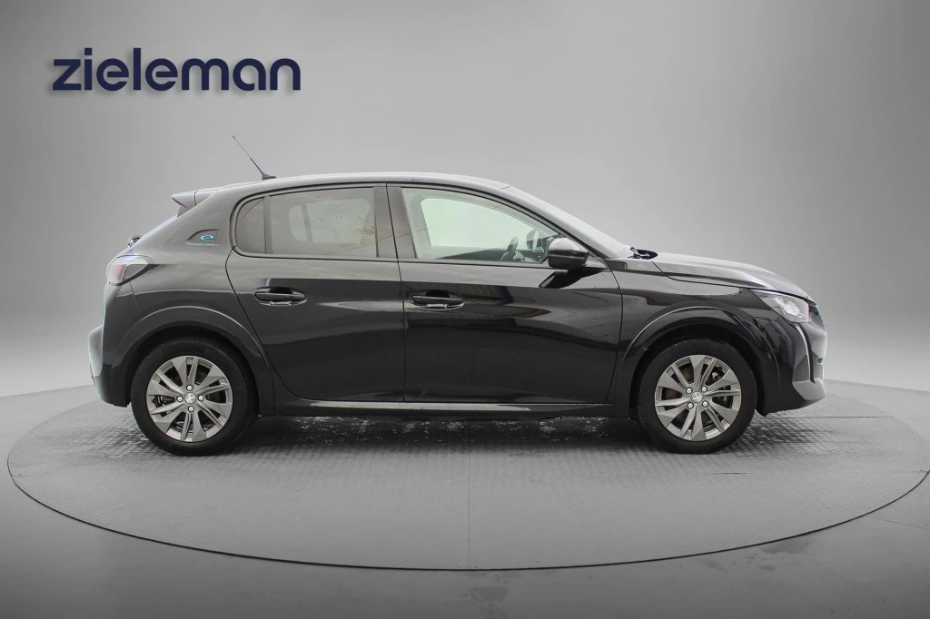 Hoofdafbeelding Peugeot e-208