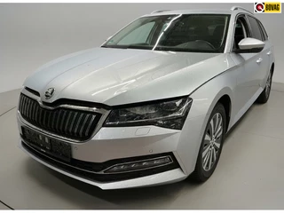 Skoda Superb Combi 1.4 TSI iV Style * Trekhaak * Stoelverwarming * Digitale teller *