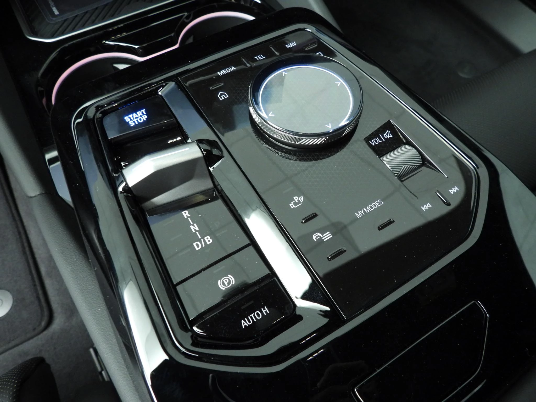 Hoofdafbeelding BMW i5