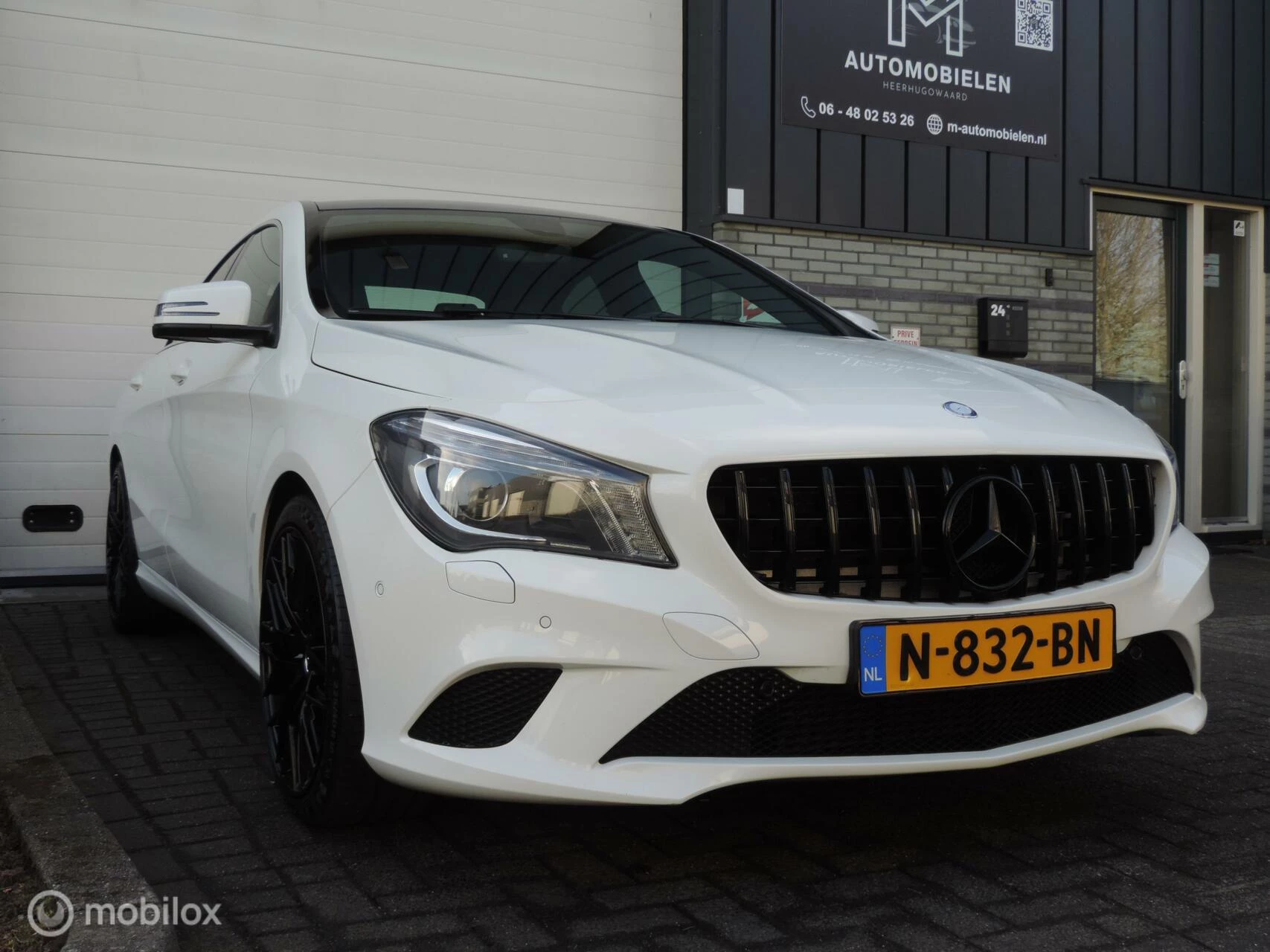 Hoofdafbeelding Mercedes-Benz CLA