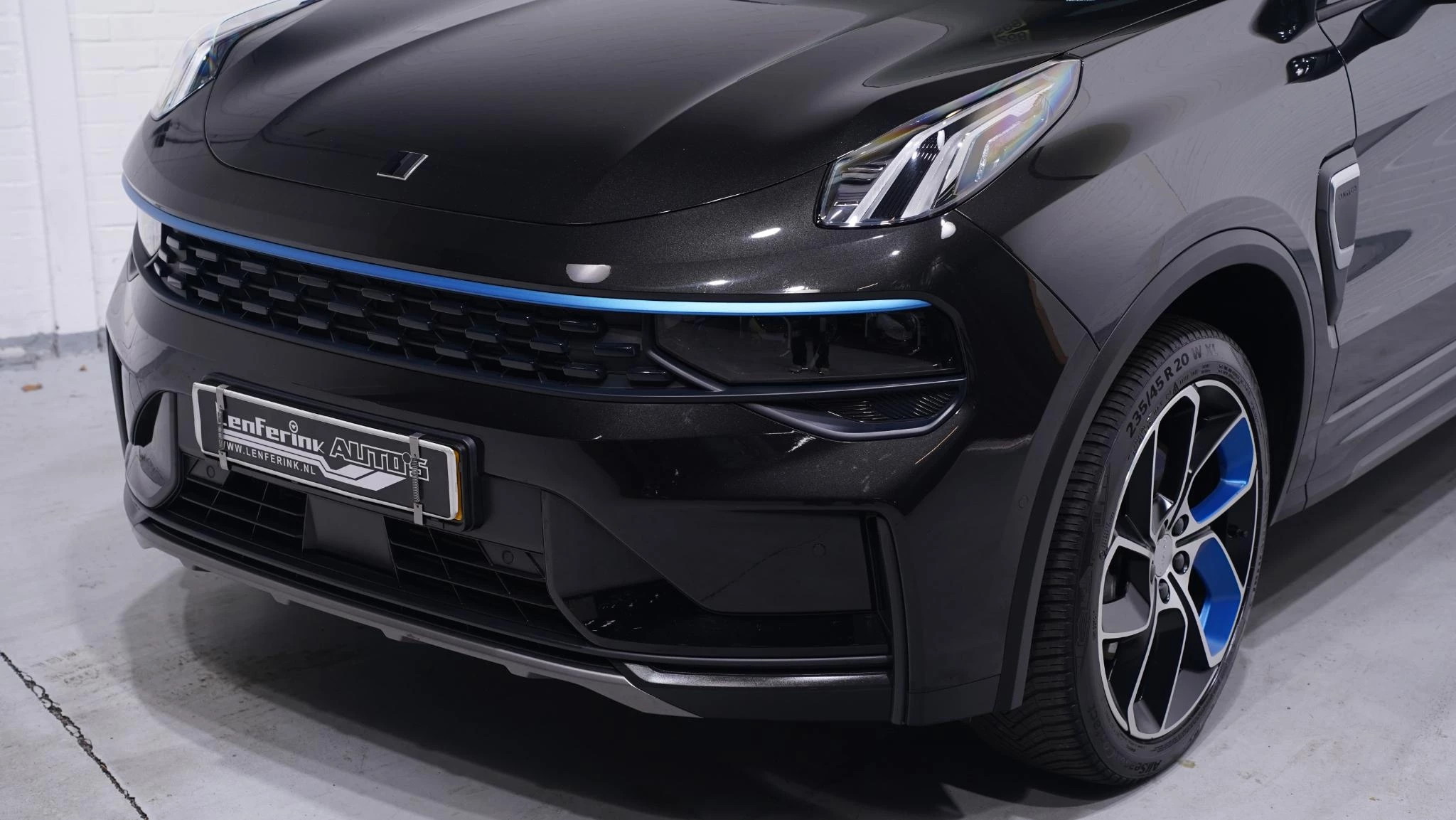 Hoofdafbeelding Lynk & Co 01