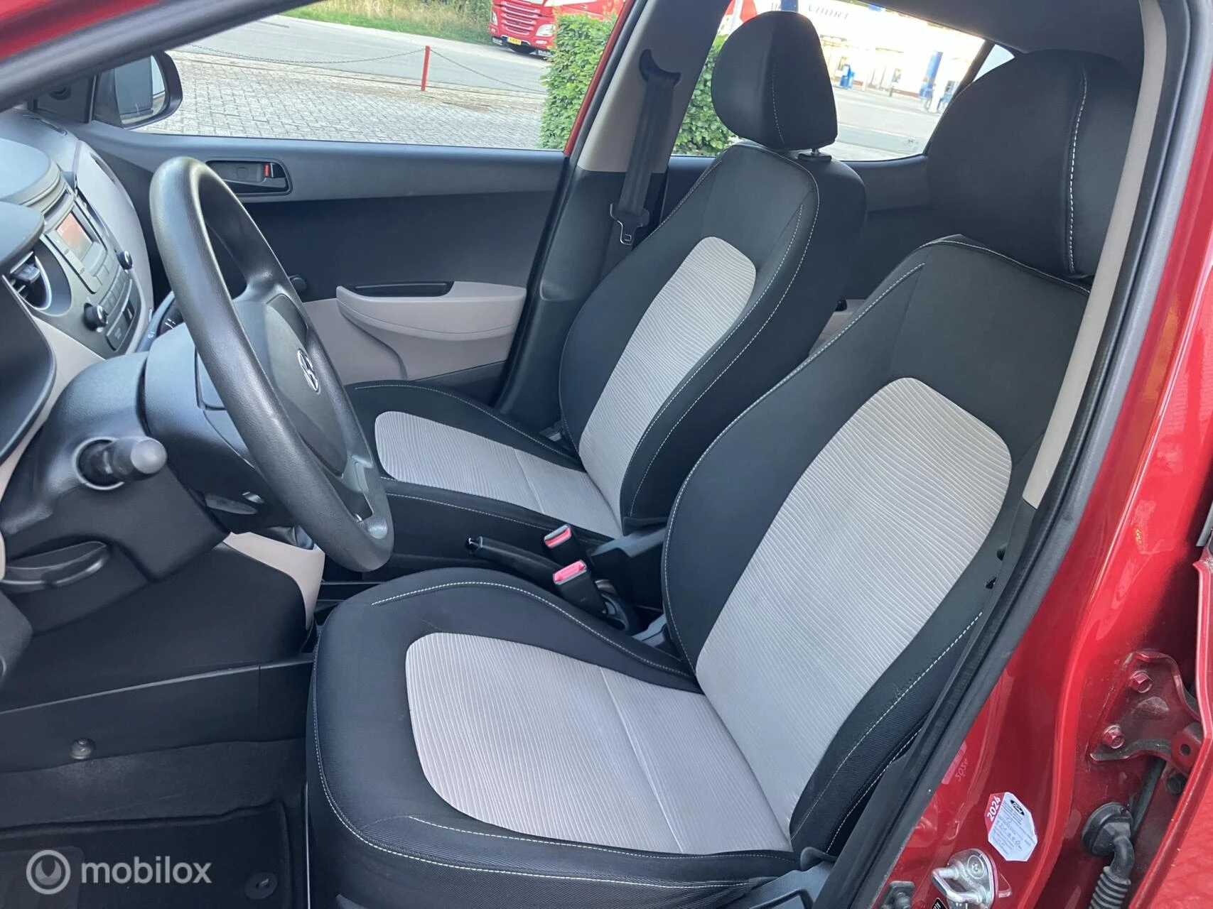 Hoofdafbeelding Hyundai i10
