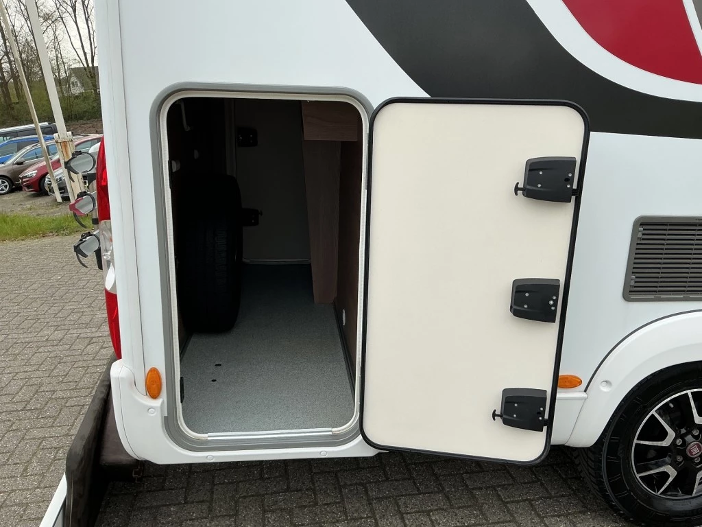 Hoofdafbeelding Bürstner Ixeo Bt6801