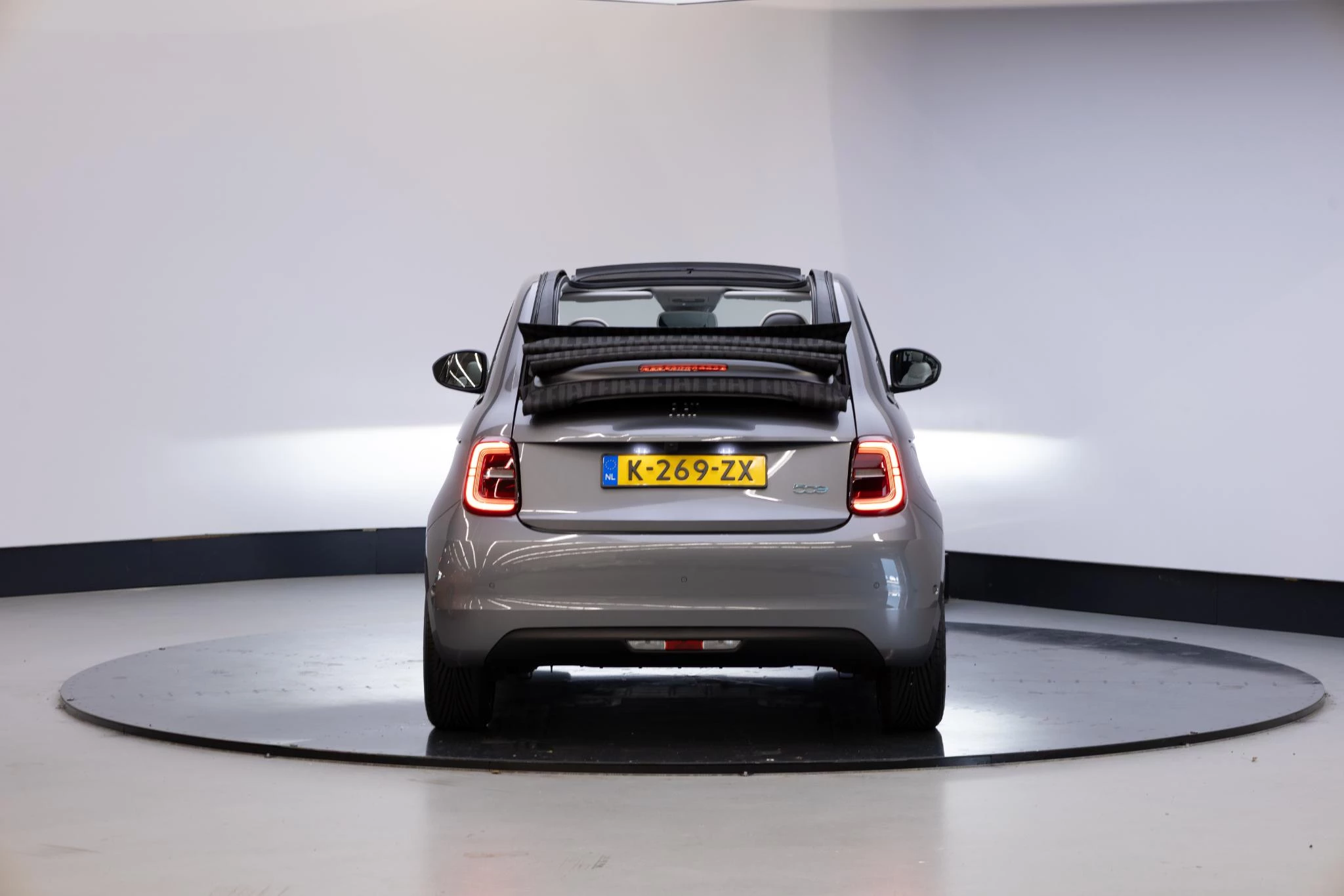 Hoofdafbeelding Fiat 500C