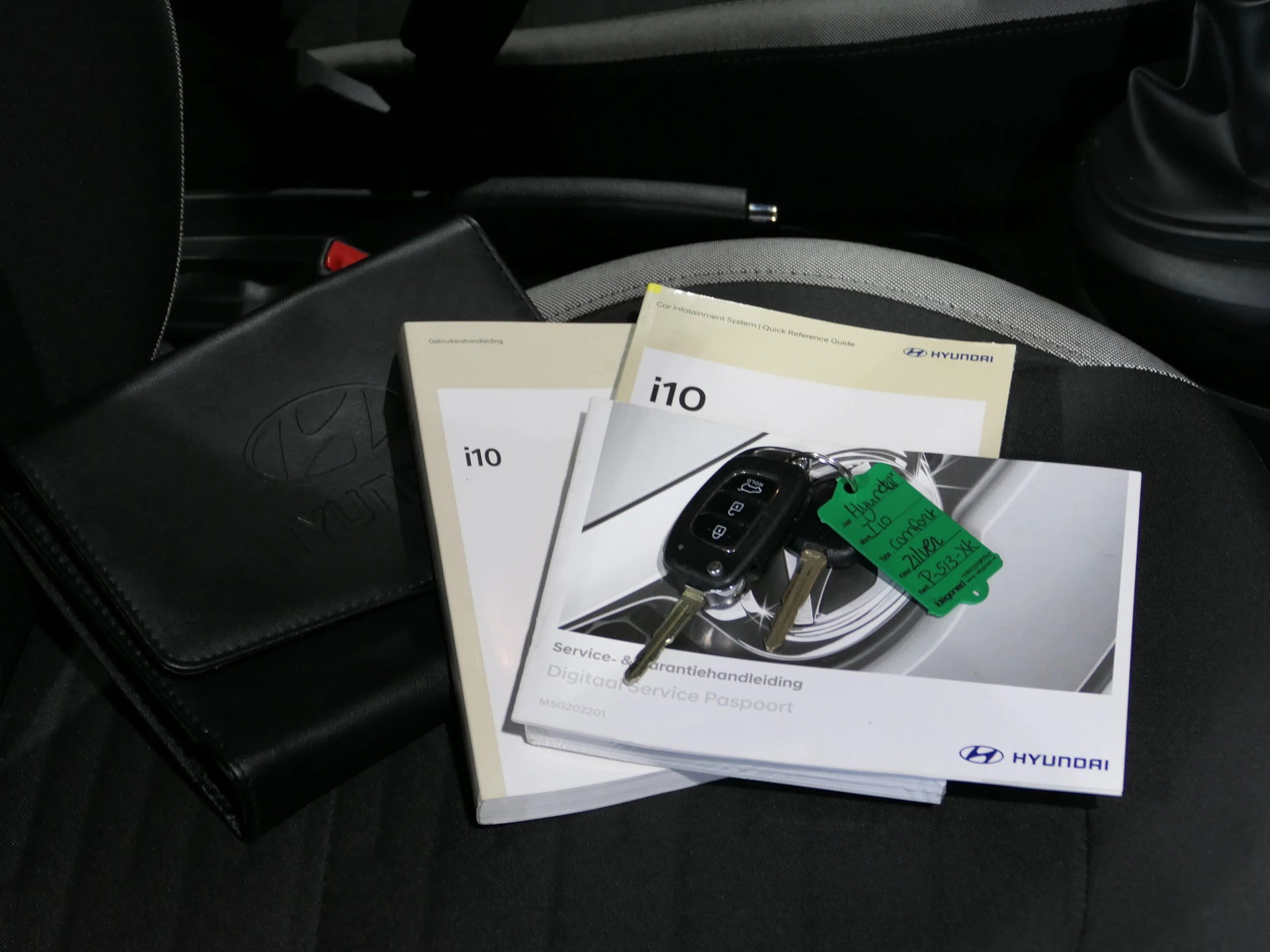 Hoofdafbeelding Hyundai i10