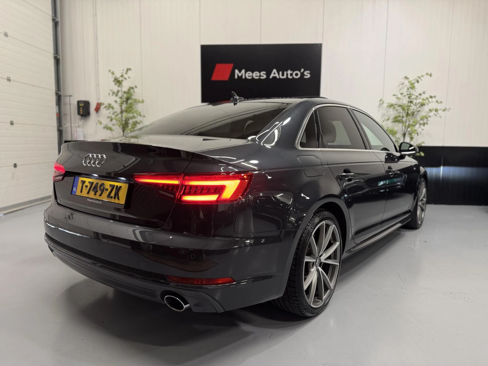 Hoofdafbeelding Audi A4