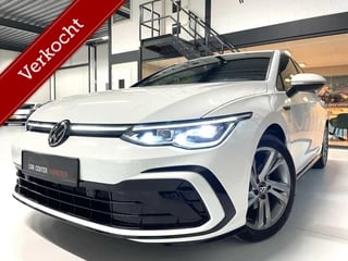 Volkswagen Golf 8 1.5 TSI R-Line/ Camera/ CarPlay/ Adap Cruise Control