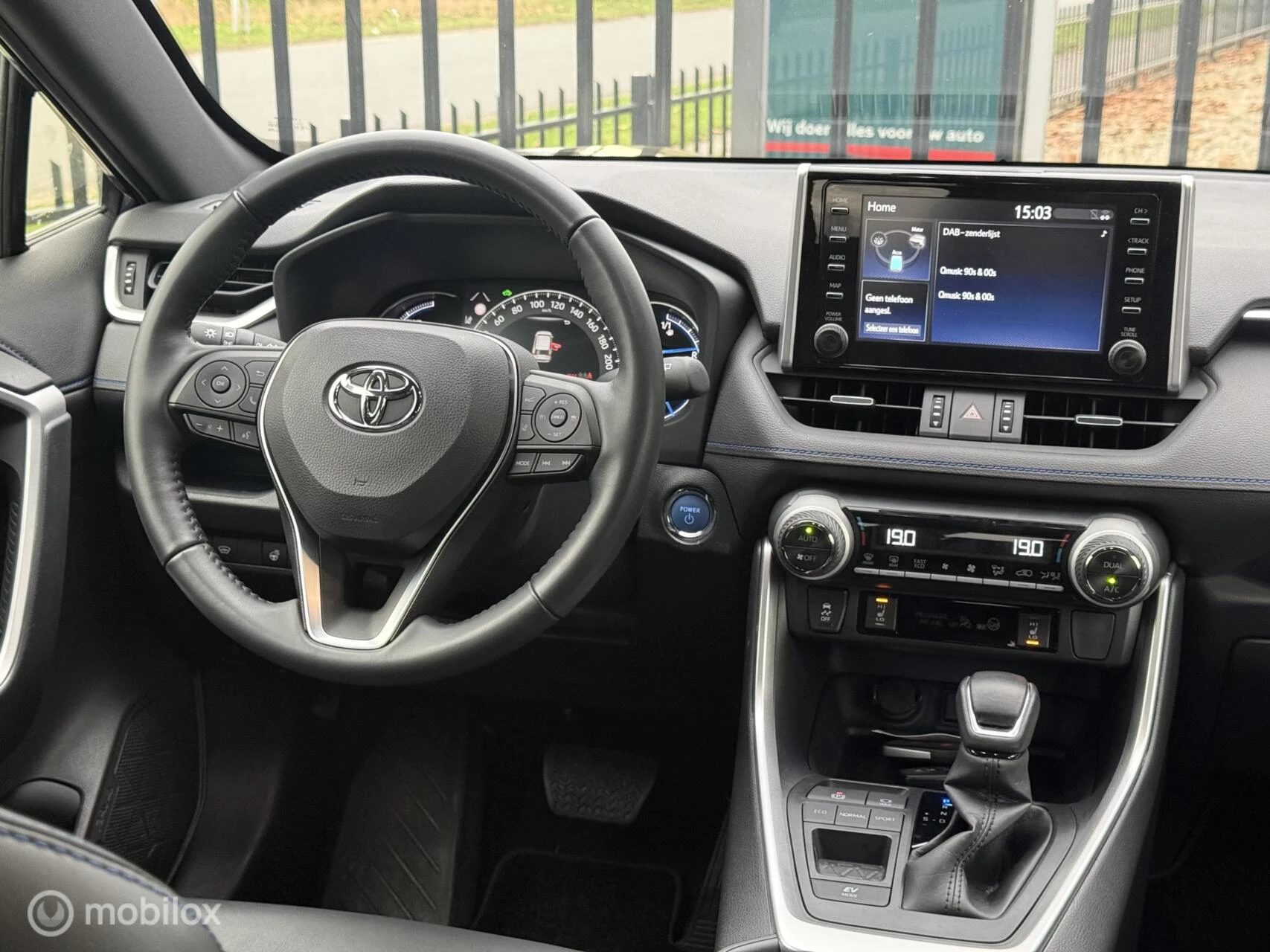 Hoofdafbeelding Toyota RAV4