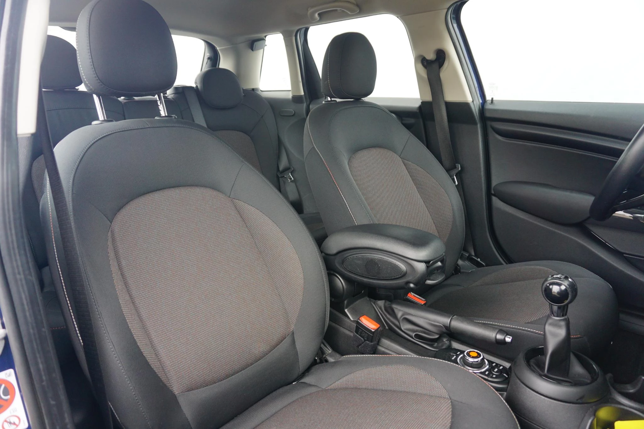 Hoofdafbeelding MINI 5-deurs
