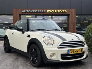 Hoofdafbeelding MINI Cooper Cabrio Mini Mini Cabrio 1.6 Cooper Chili Parkeersensoren achter Mistlampen Airco 16"L.M.