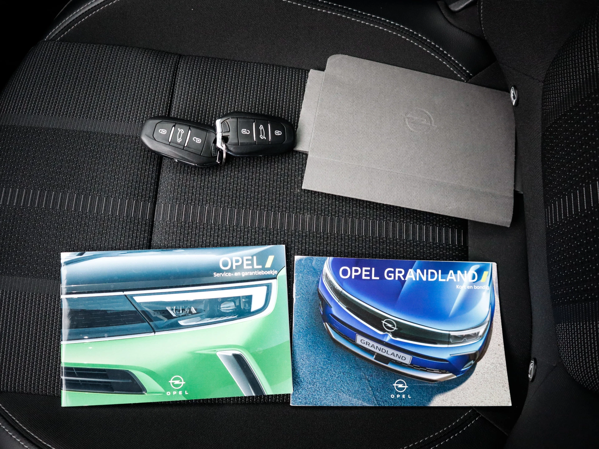 Hoofdafbeelding Opel Grandland