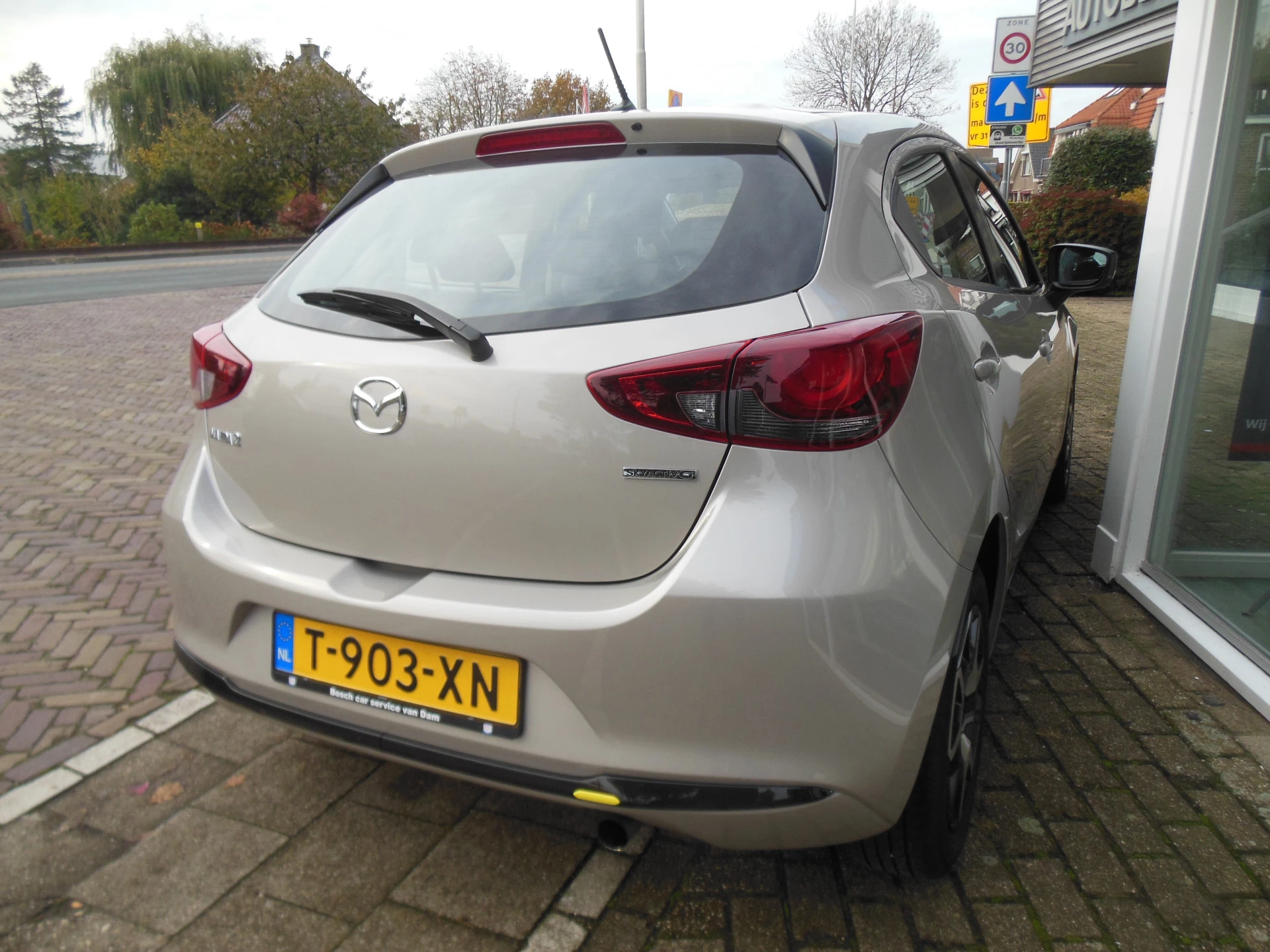 Hoofdafbeelding Mazda 2