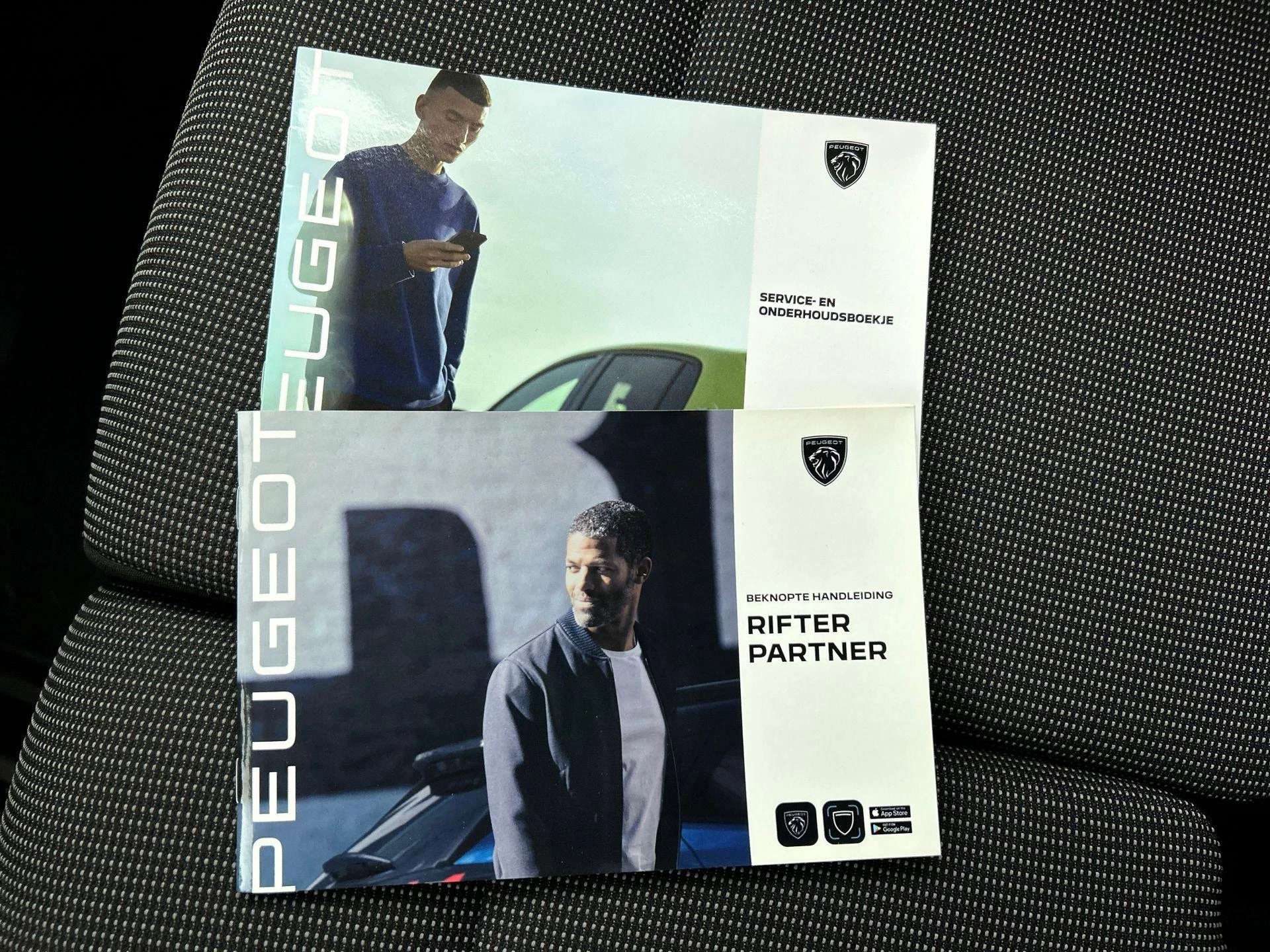 Hoofdafbeelding Peugeot Partner