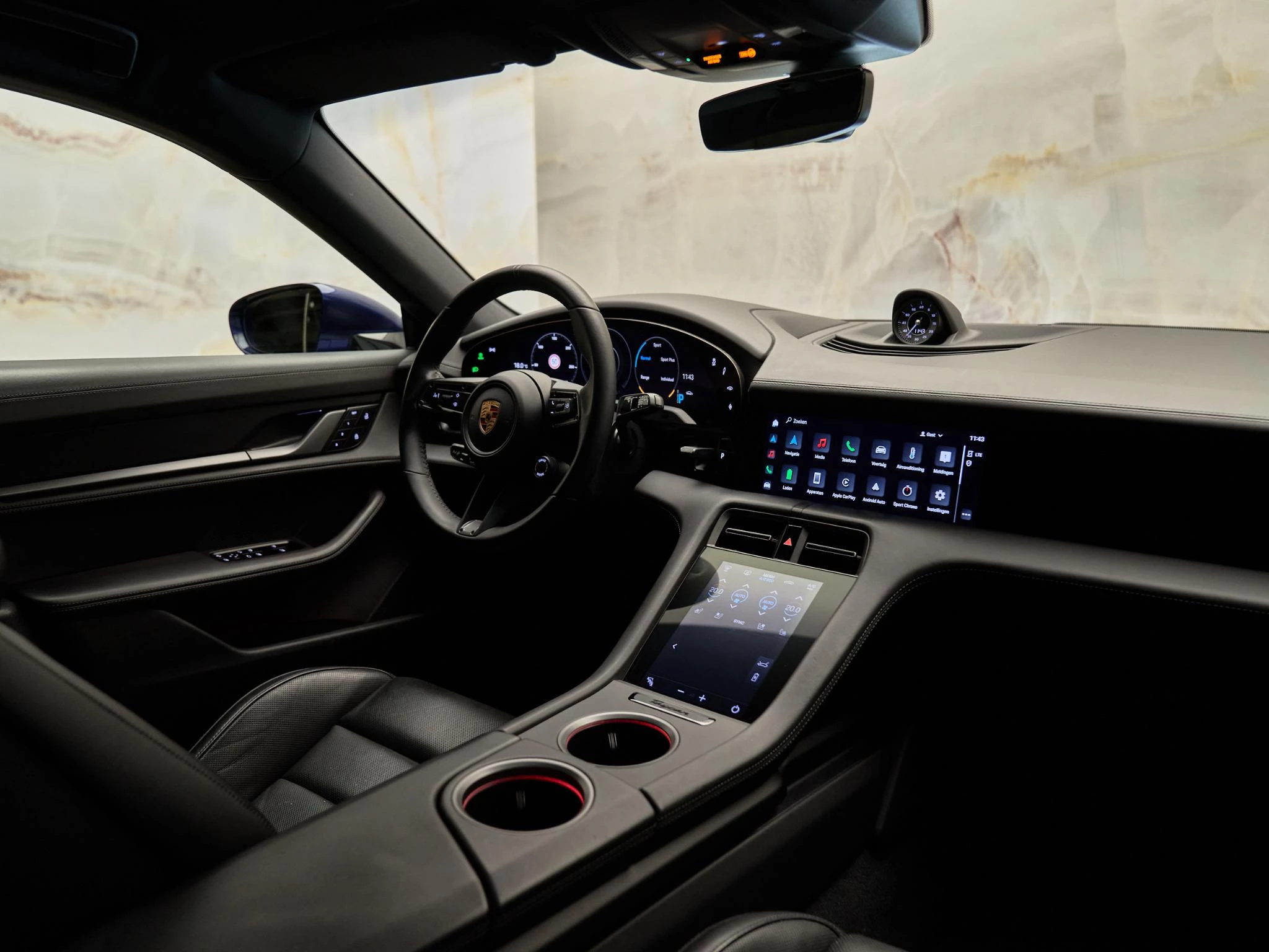 Hoofdafbeelding Porsche Taycan