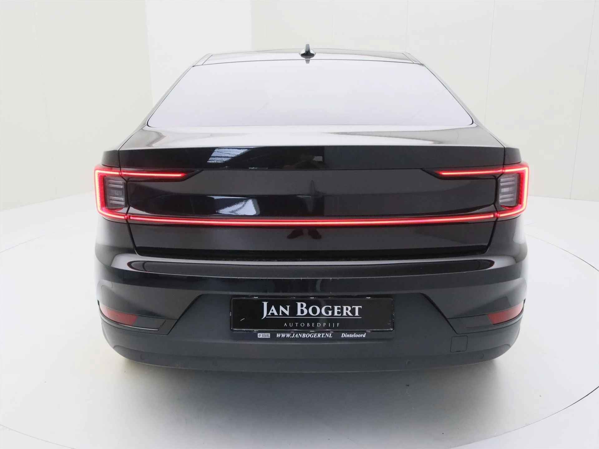 Hoofdafbeelding Polestar 2