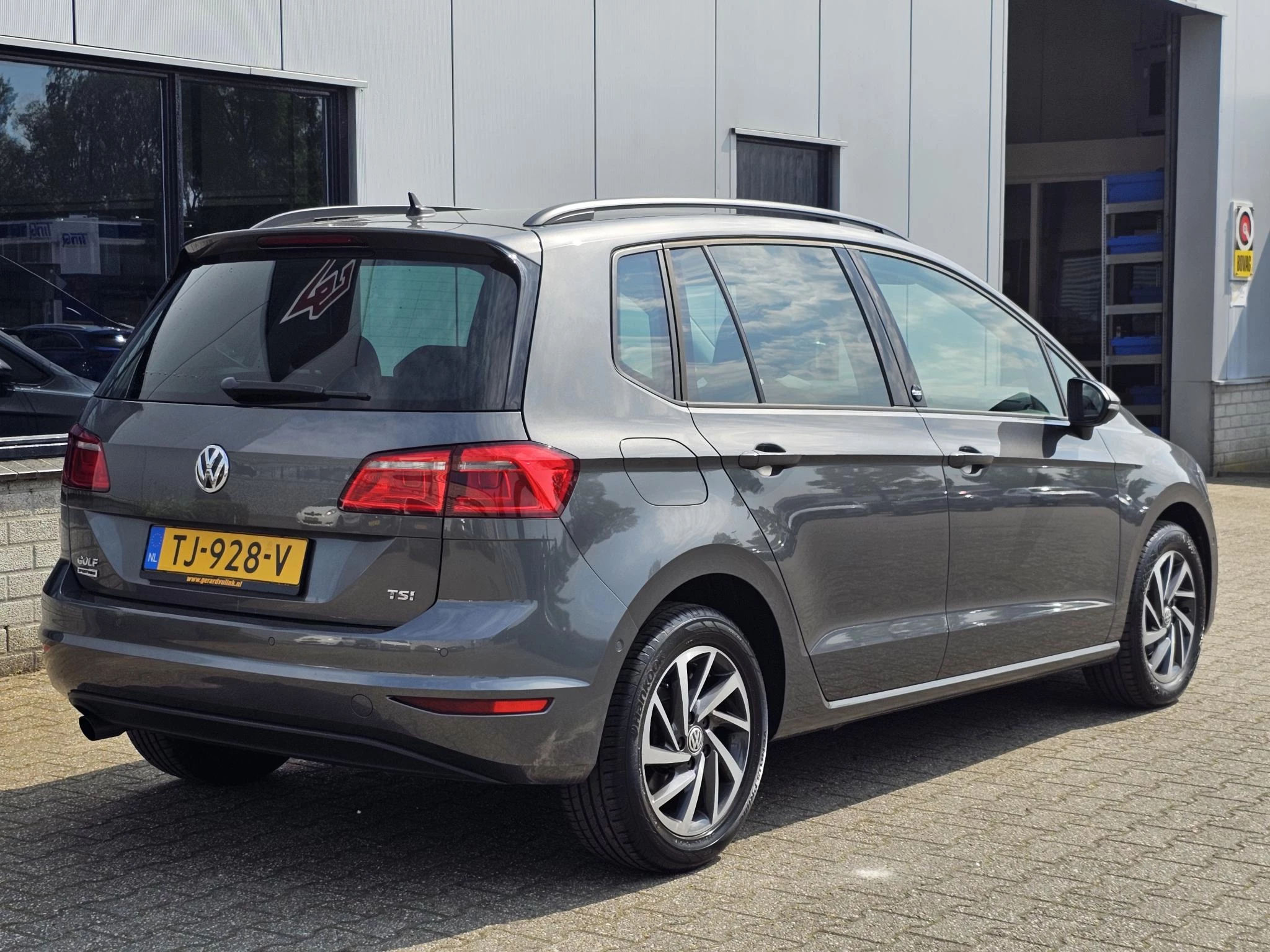 Hoofdafbeelding Volkswagen Golf Sportsvan