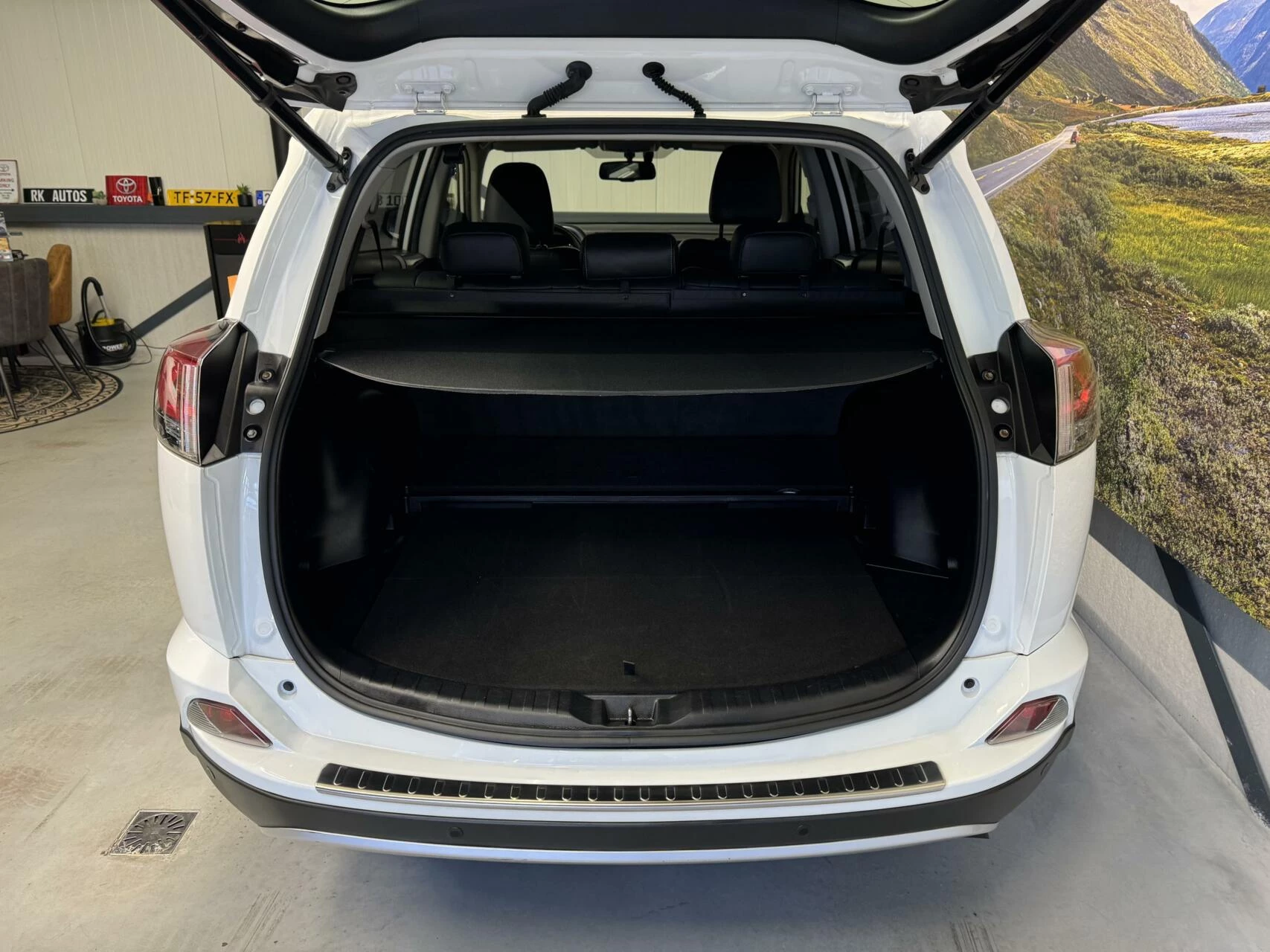 Hoofdafbeelding Toyota RAV4