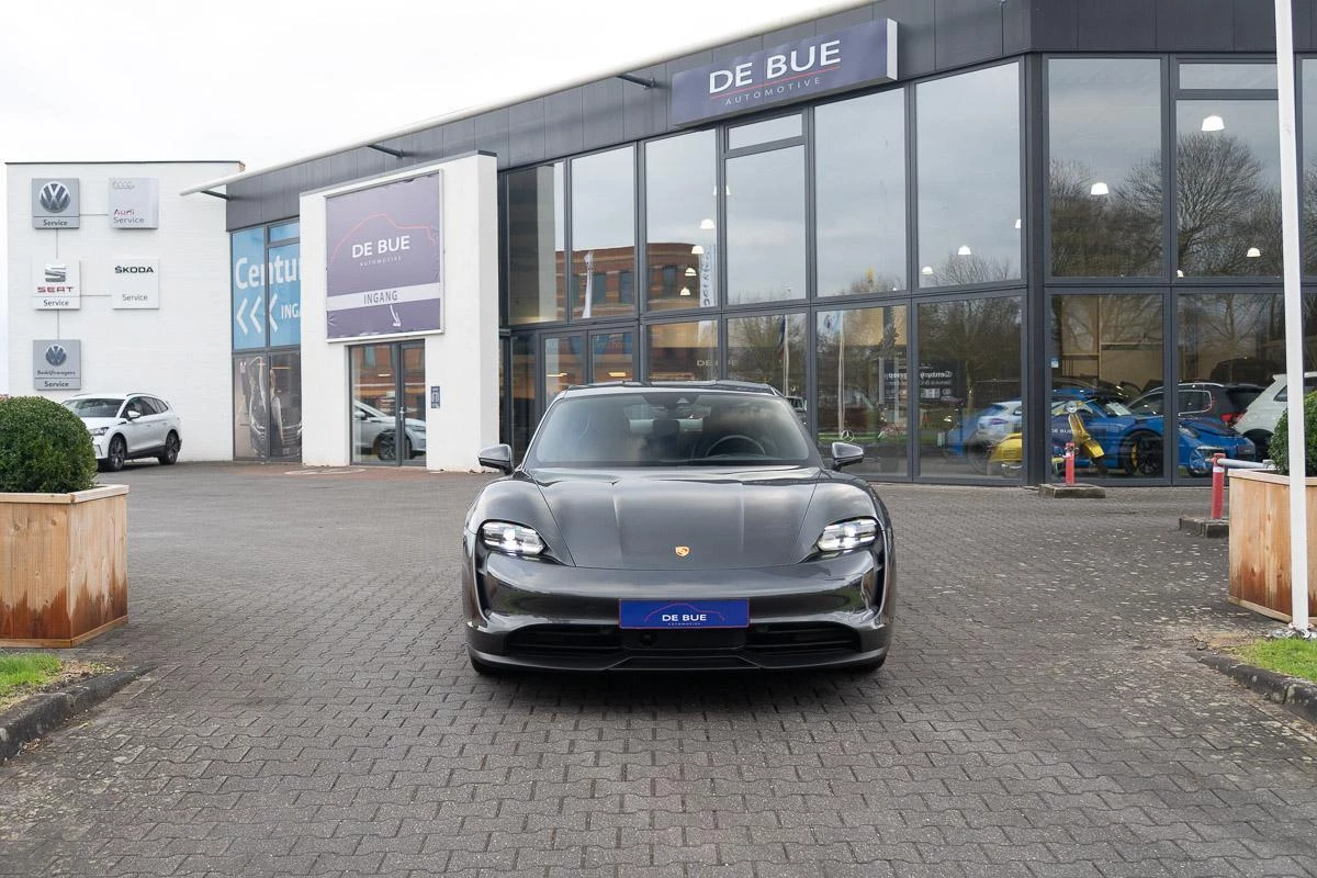 Hoofdafbeelding Porsche Taycan