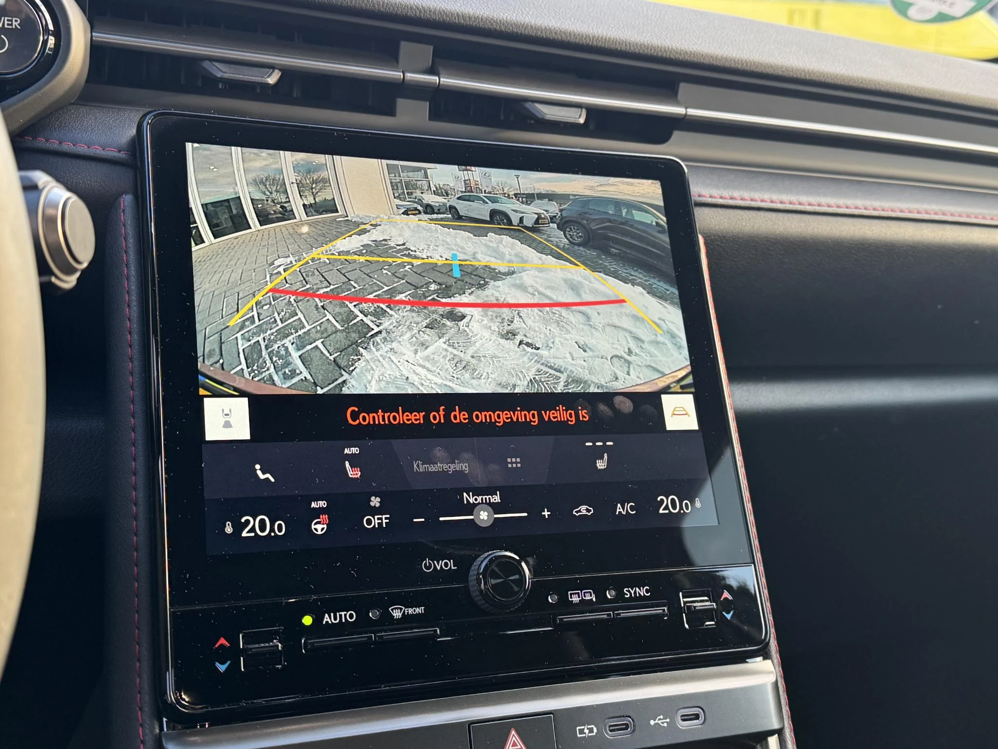 Hoofdafbeelding Lexus LBX