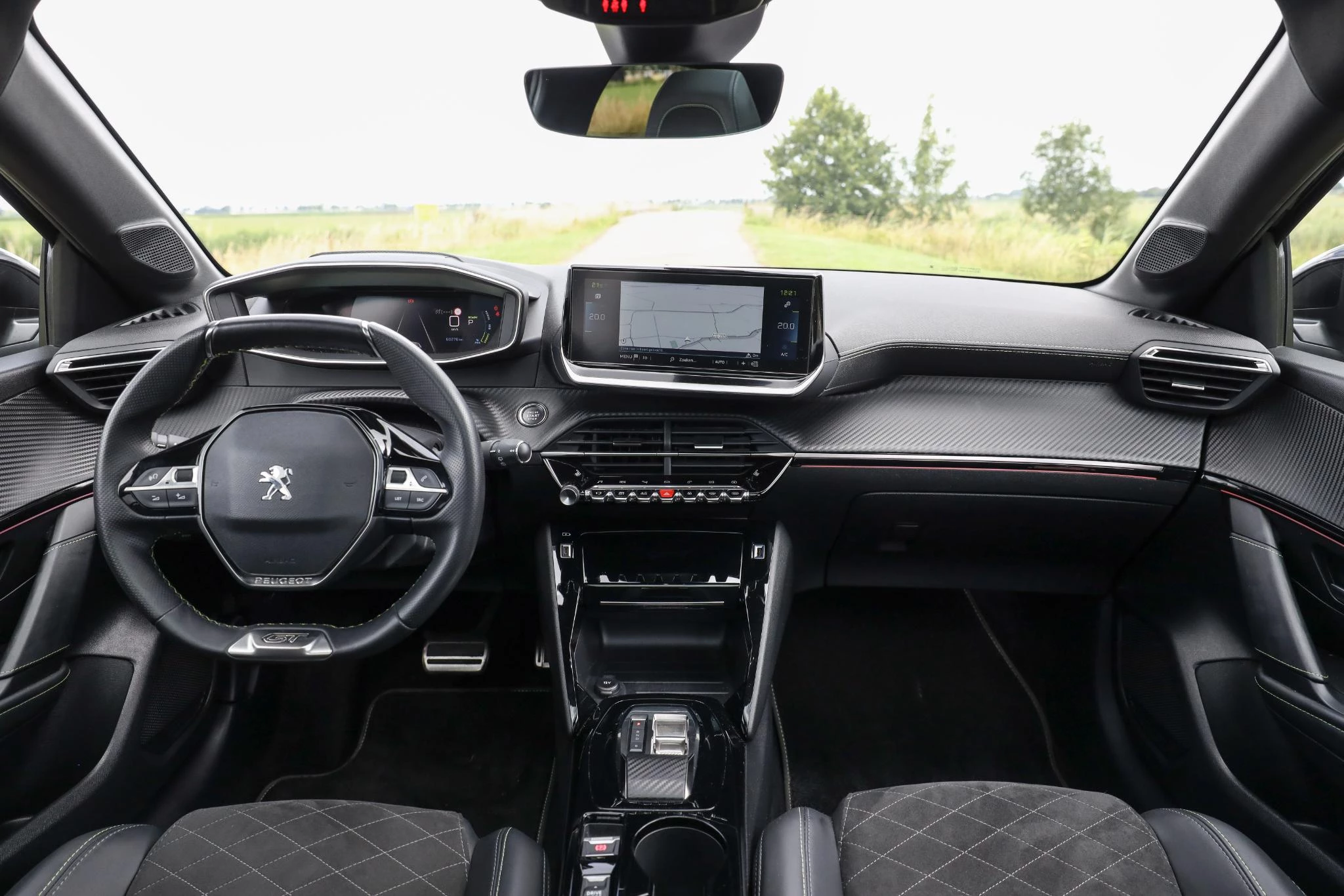 Hoofdafbeelding Peugeot e-208