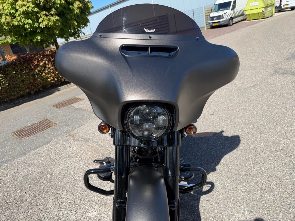 Hoofdafbeelding Harley-Davidson Street Glide