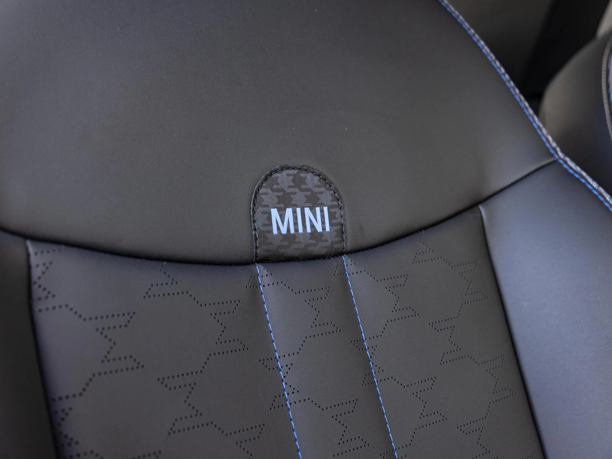 Hoofdafbeelding MINI Cabrio
