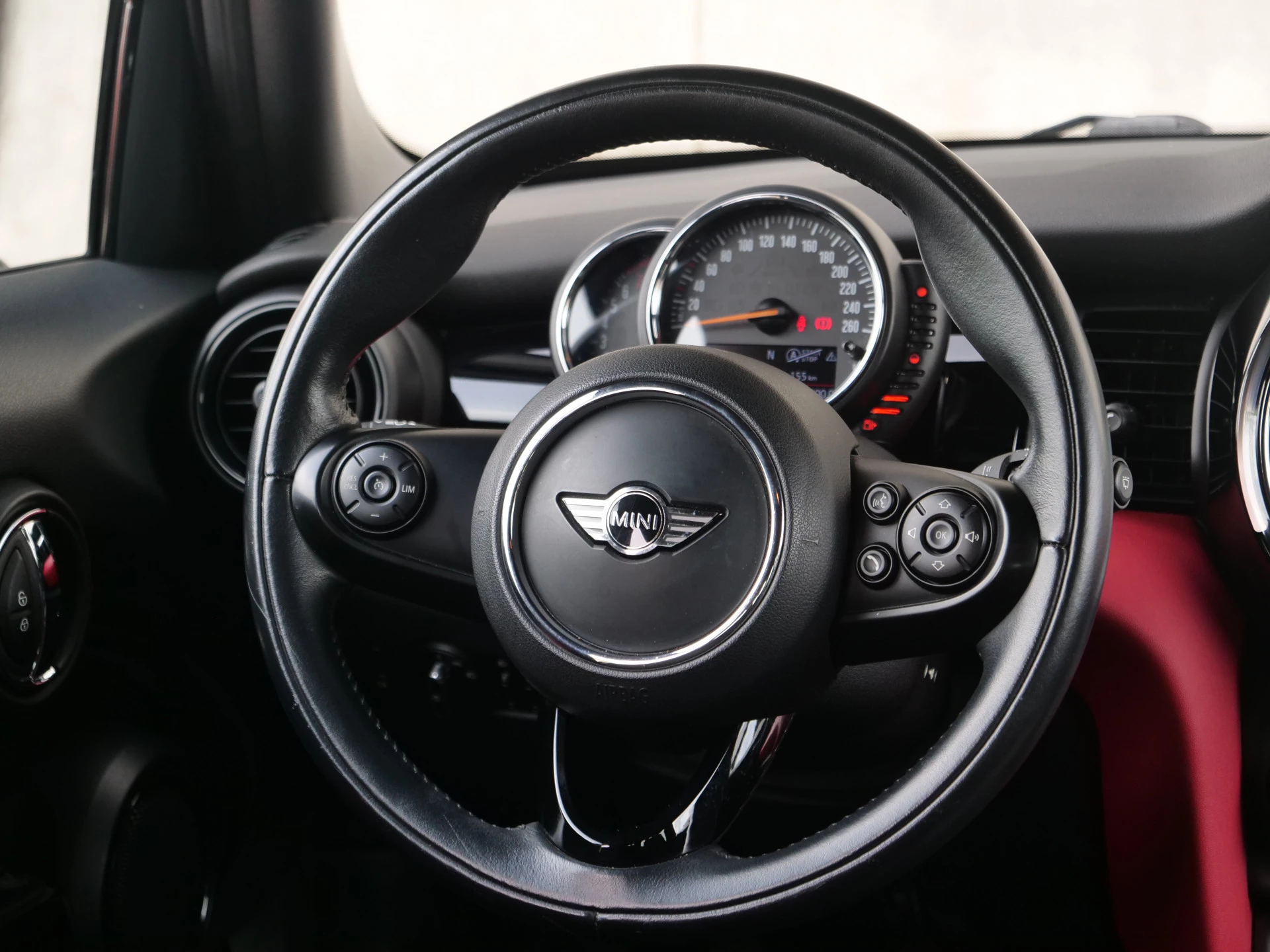 Hoofdafbeelding MINI 5-deurs