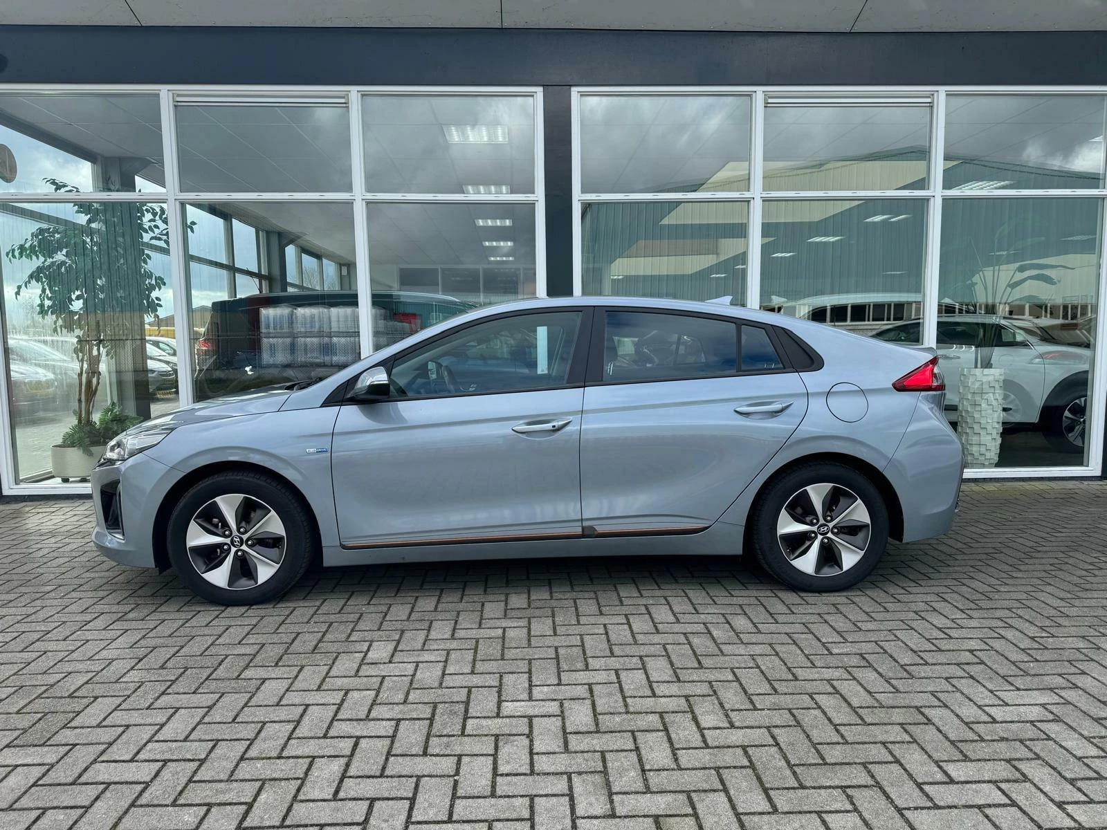 Hoofdafbeelding Hyundai IONIQ