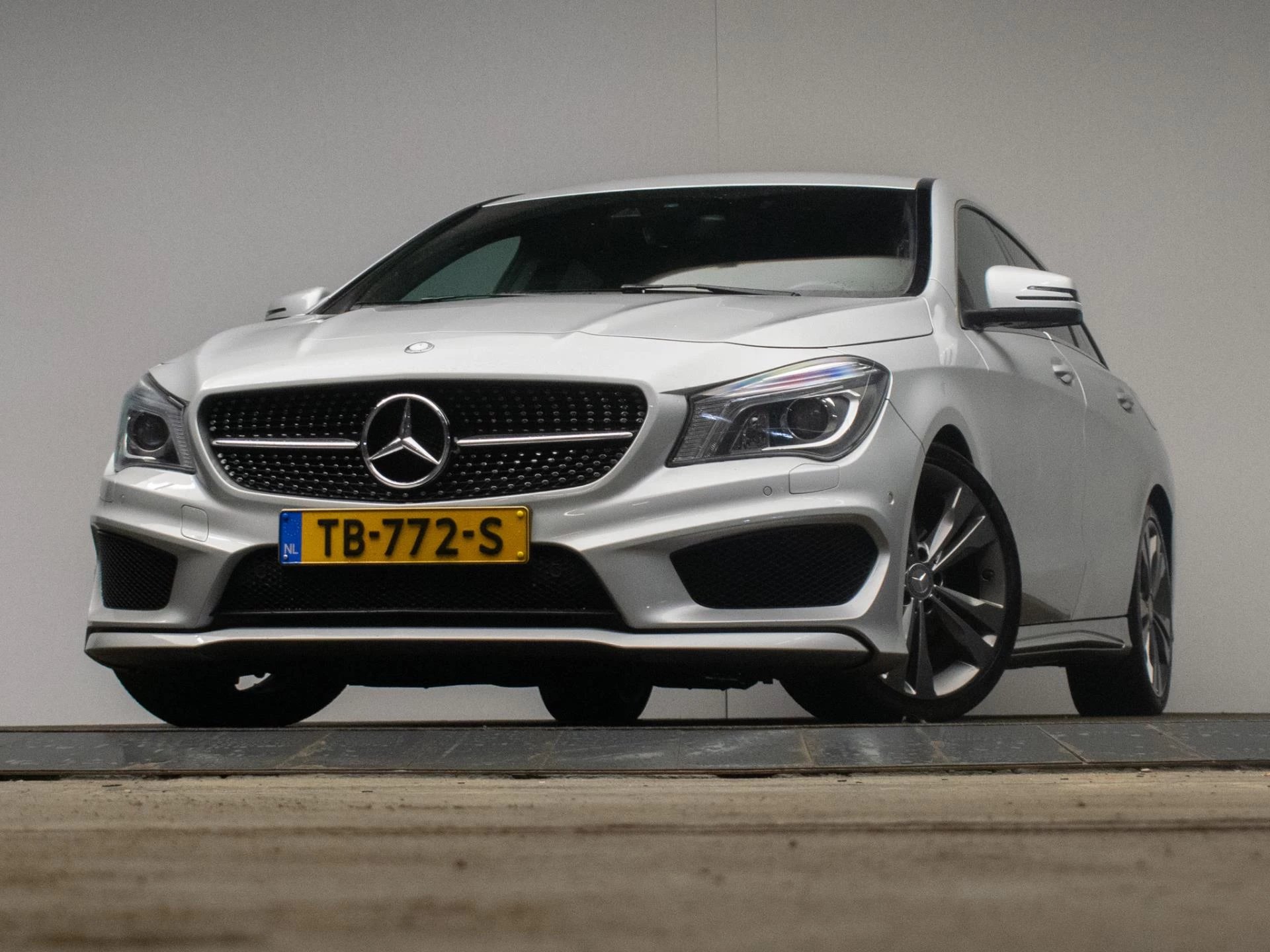 Hoofdafbeelding Mercedes-Benz CLA