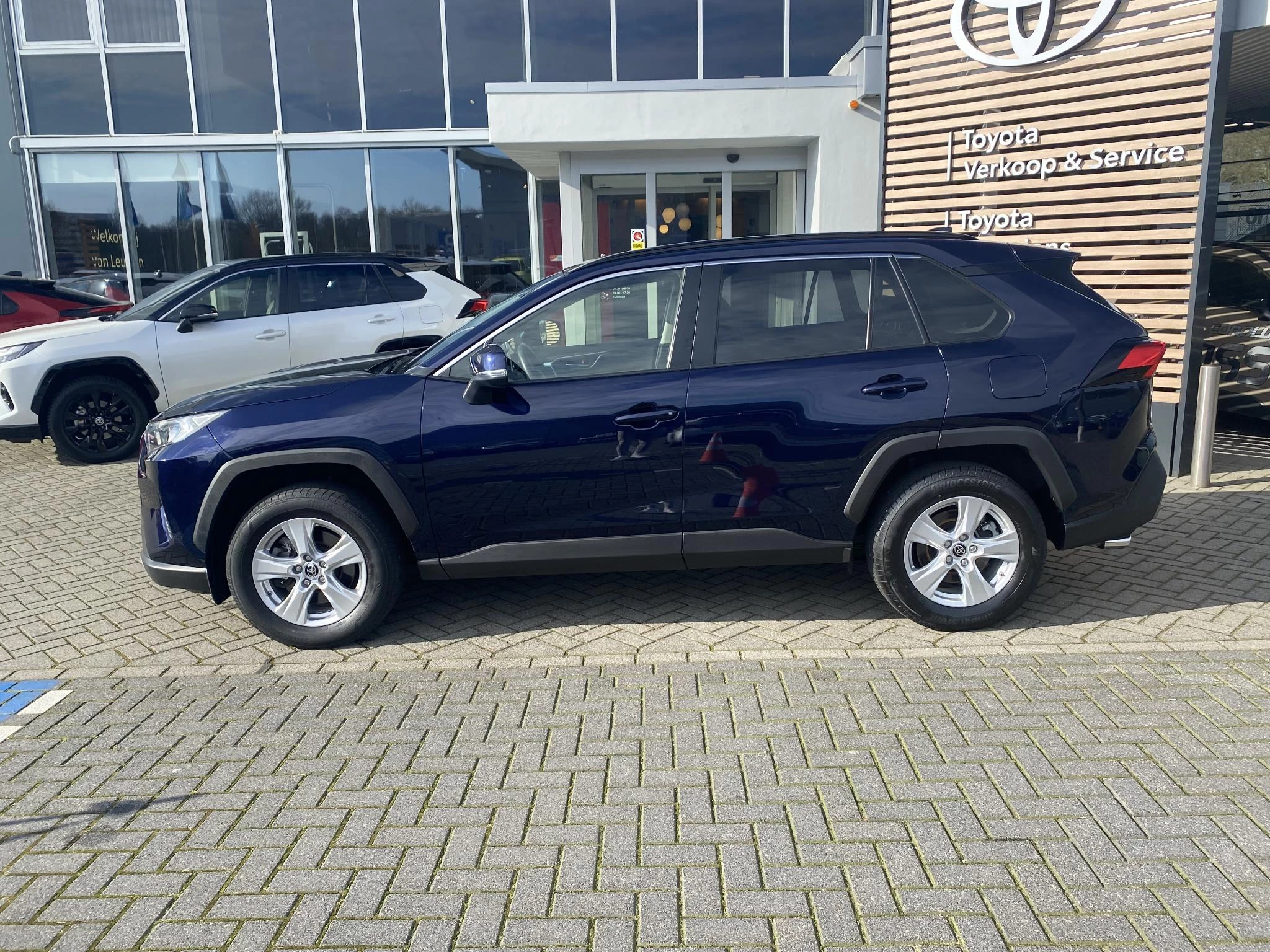 Hoofdafbeelding Toyota RAV4