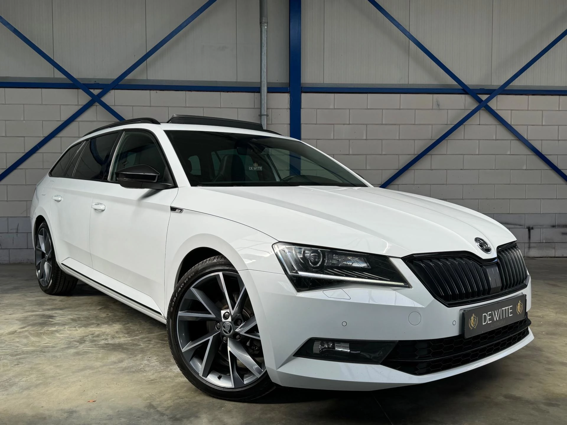 Hoofdafbeelding Škoda Superb