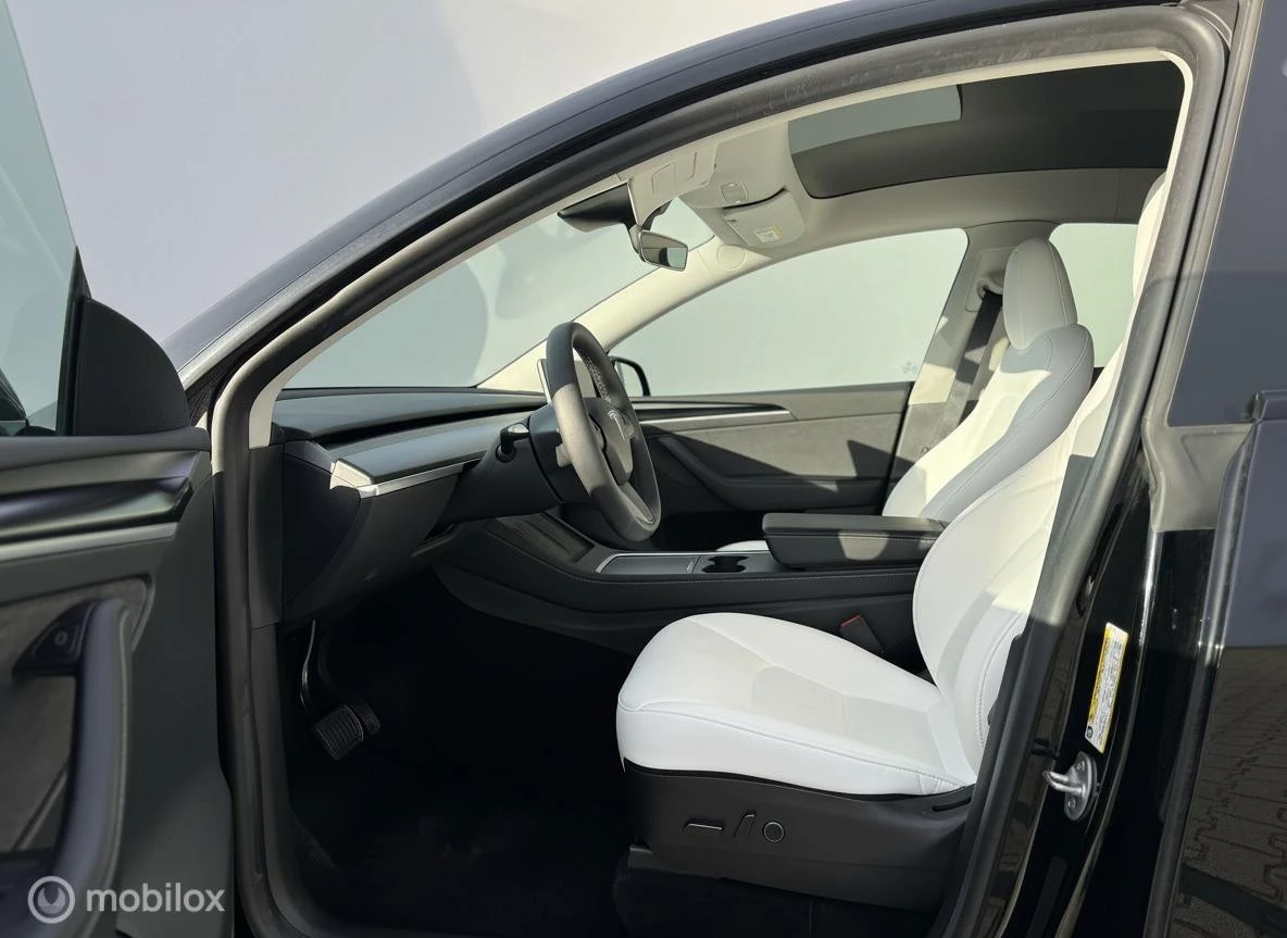 Hoofdafbeelding Tesla Model Y