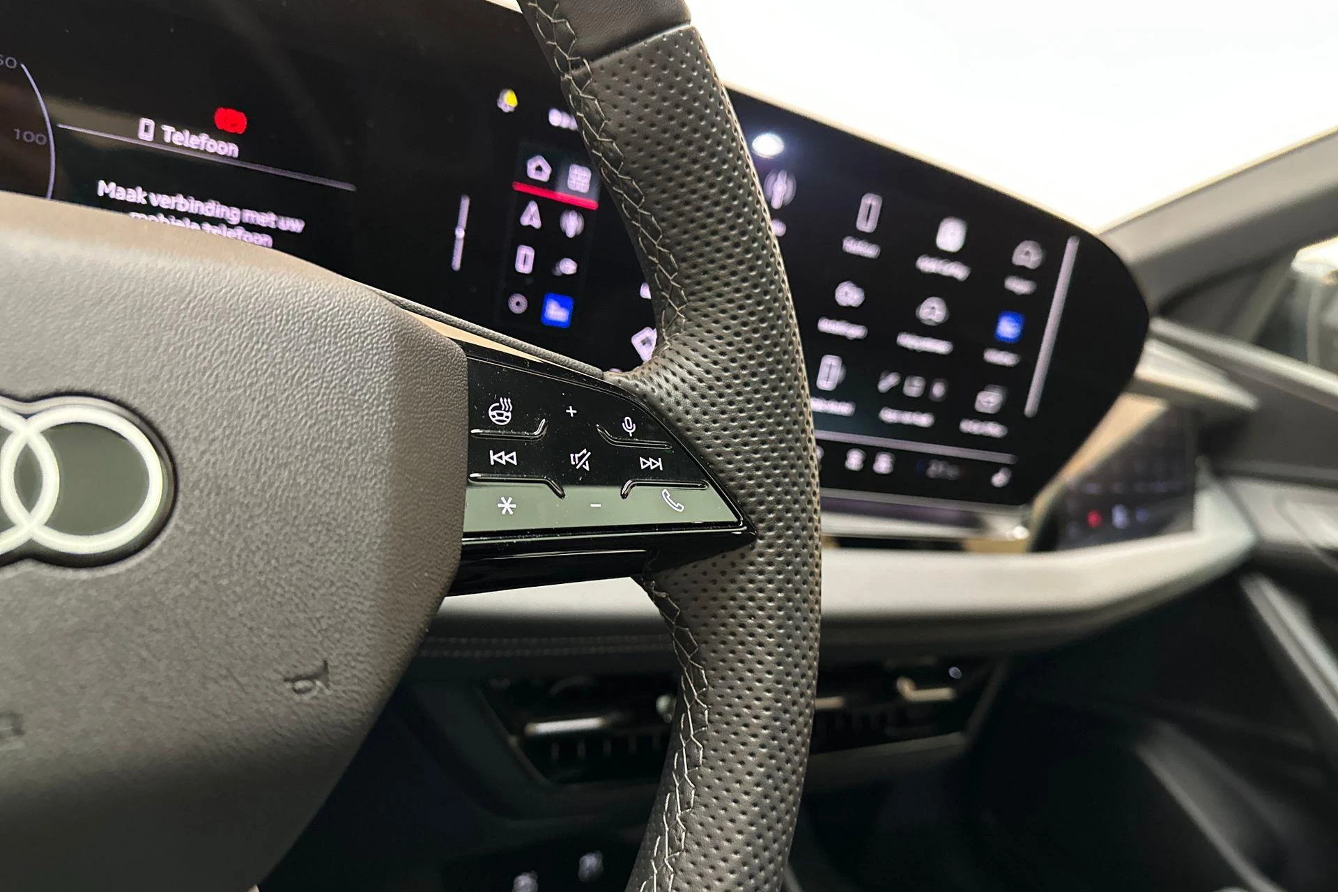 Hoofdafbeelding Audi Q6 e-tron