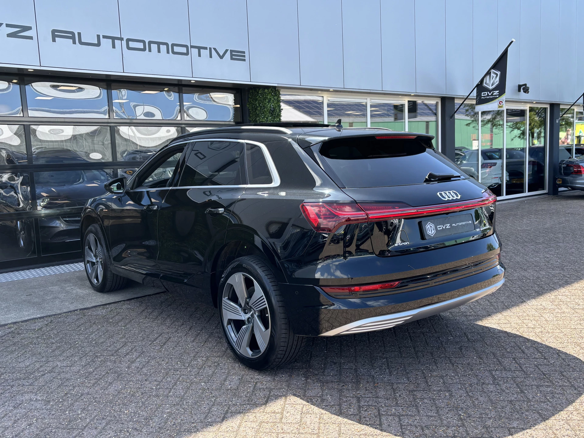 Hoofdafbeelding Audi e-tron