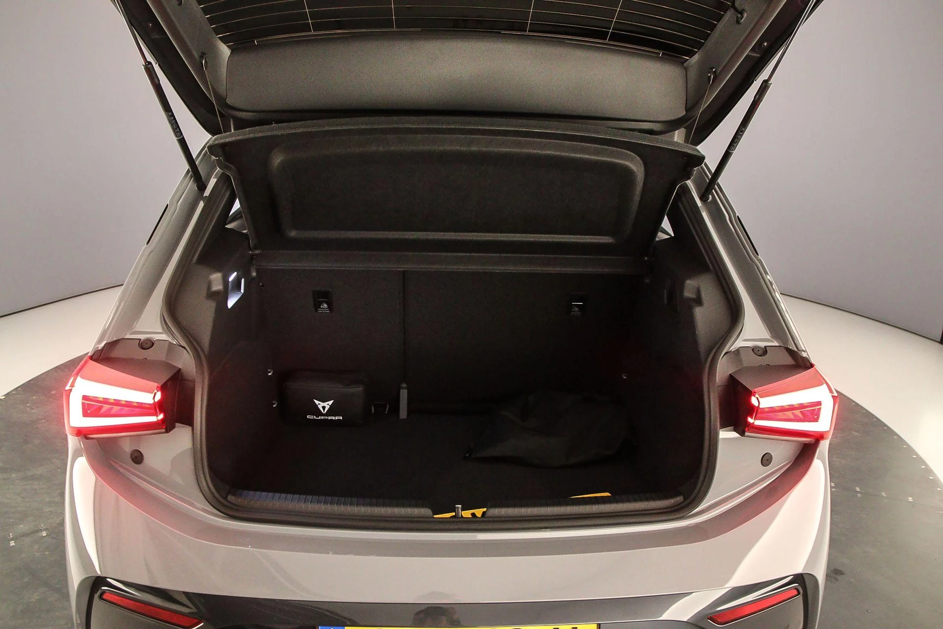 Hoofdafbeelding CUPRA Born