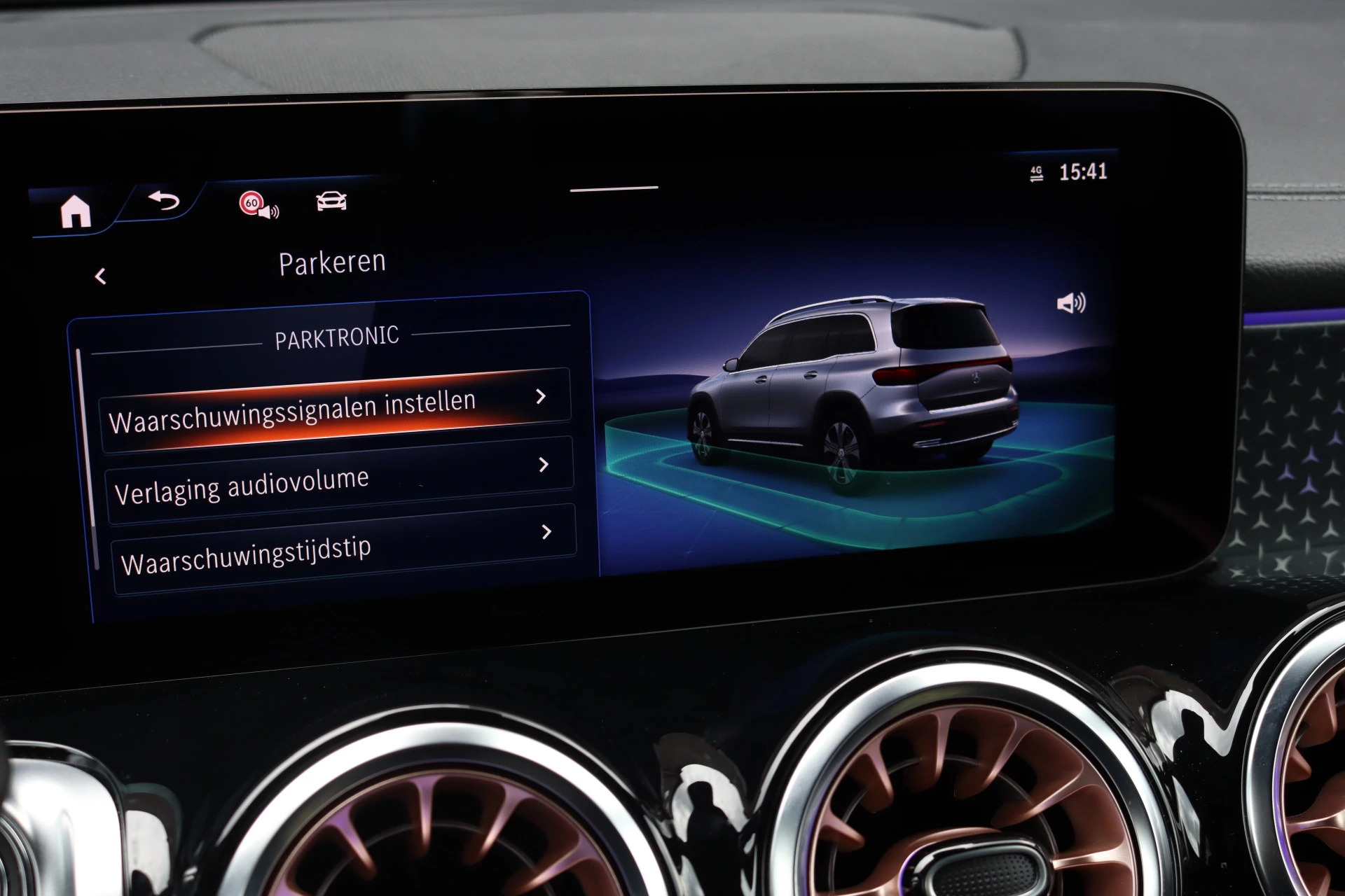 Hoofdafbeelding Mercedes-Benz EQB