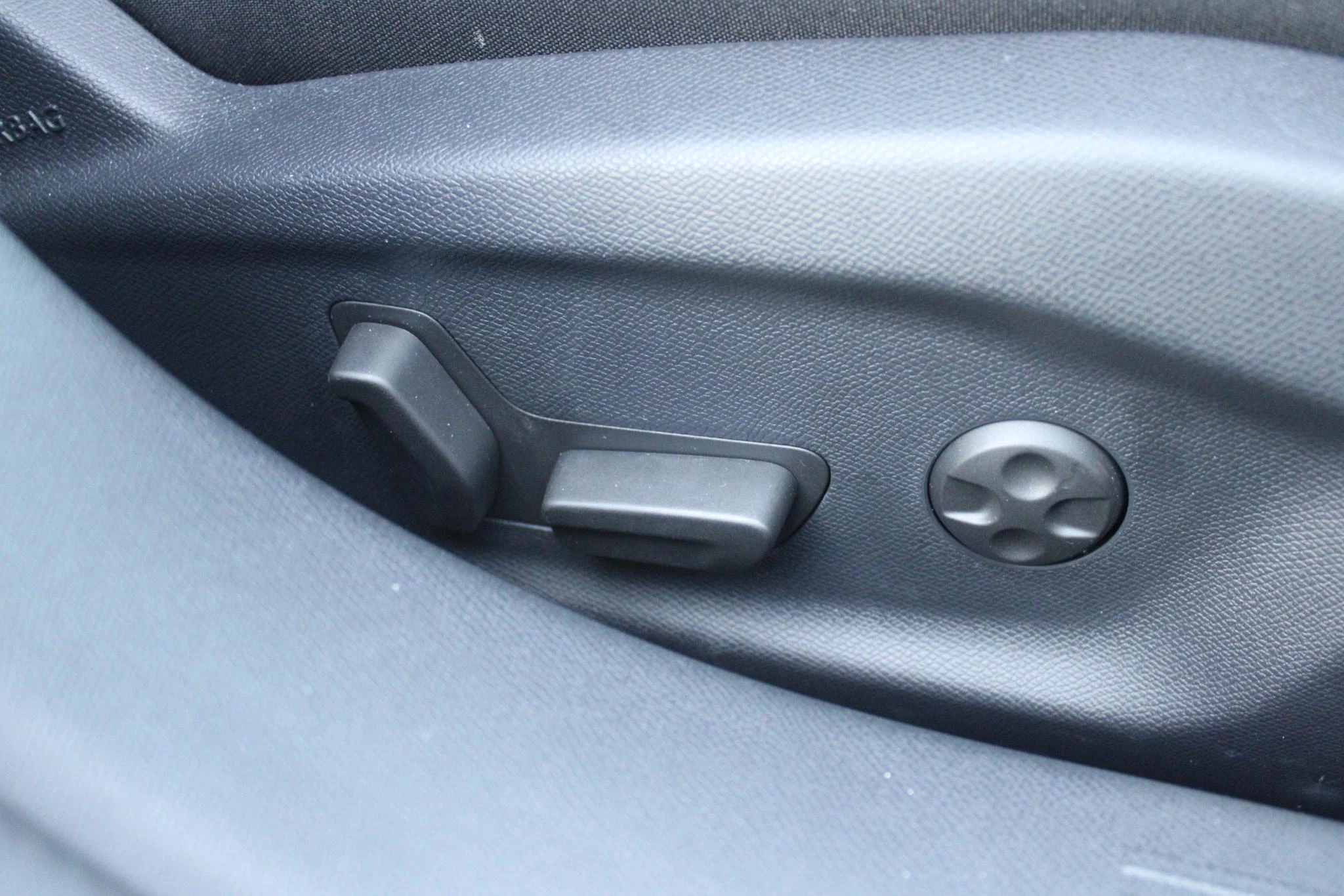 Hoofdafbeelding Peugeot 408