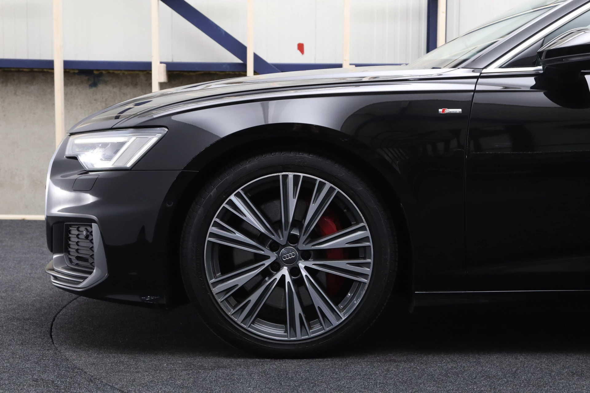 Hoofdafbeelding Audi A6