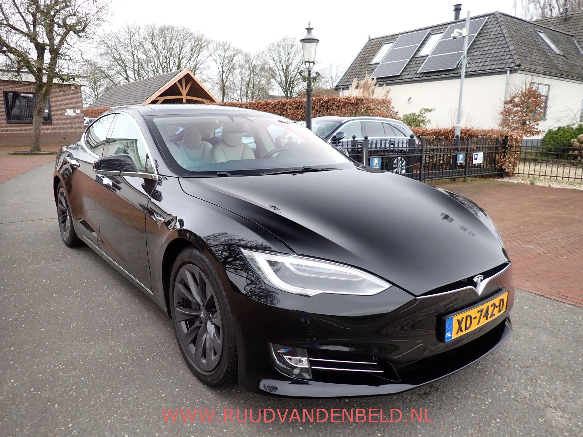 Hoofdafbeelding Tesla Model S