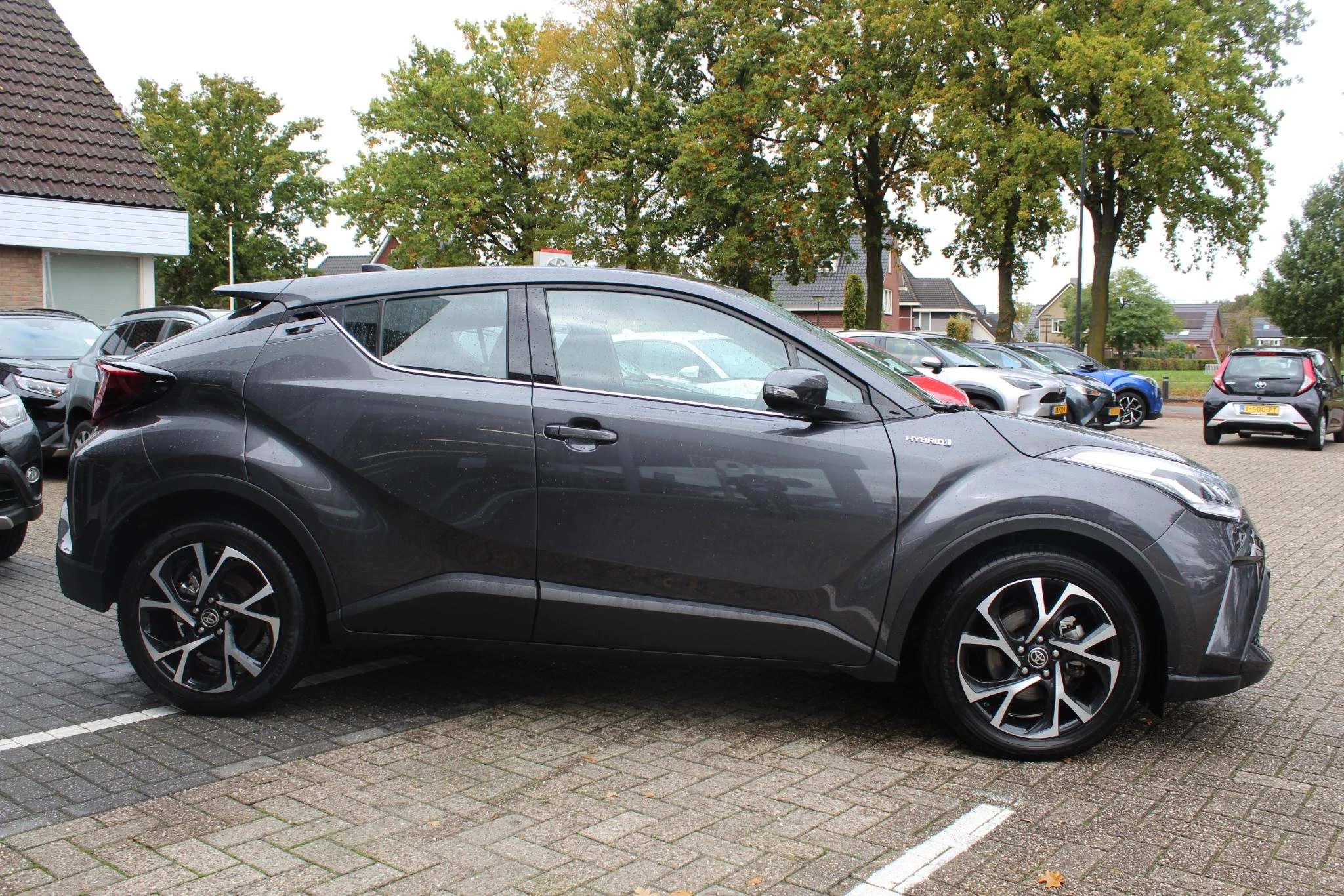 Hoofdafbeelding Toyota C-HR