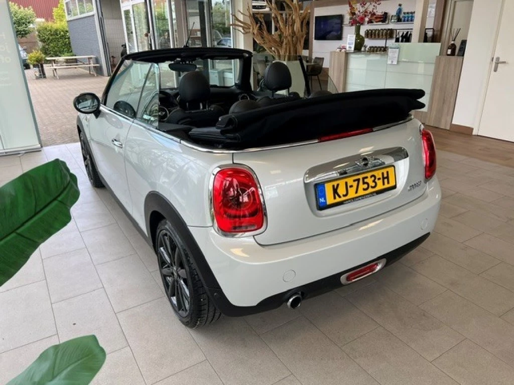 MINI Cooper Cabrio