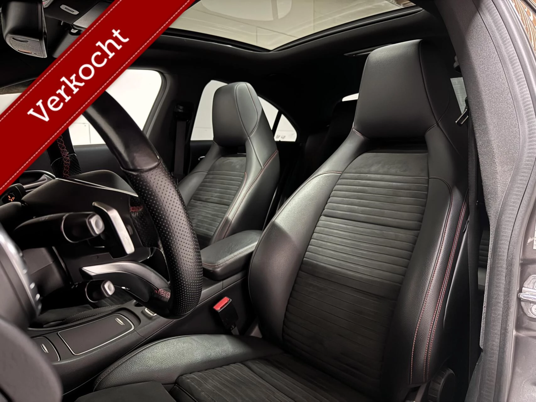 Hoofdafbeelding Mercedes-Benz CLA
