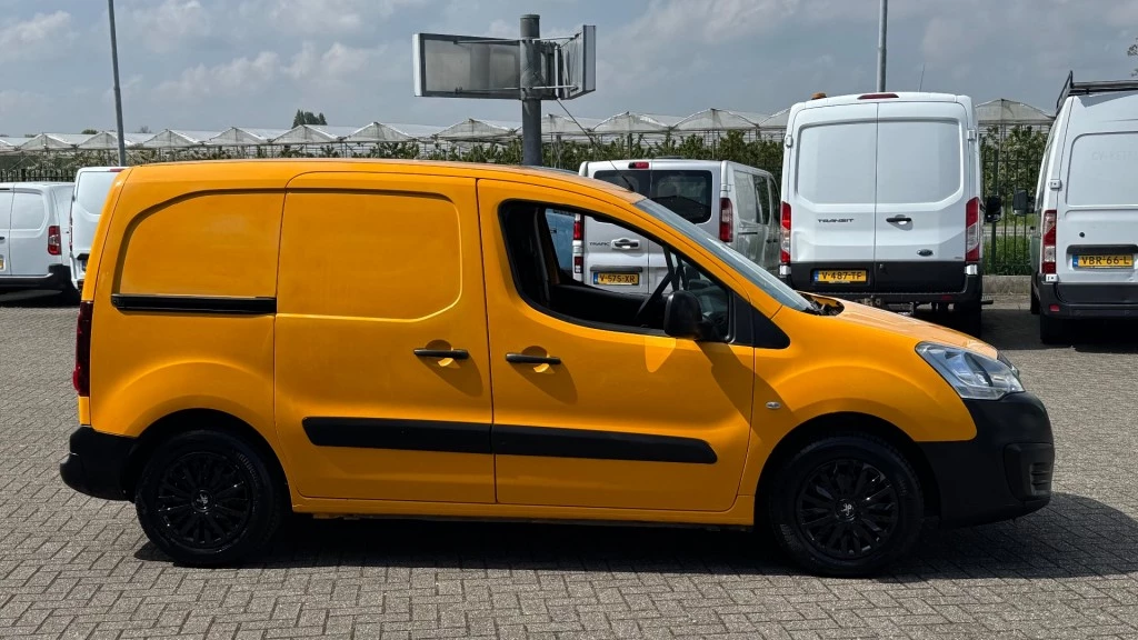 Hoofdafbeelding Peugeot Partner