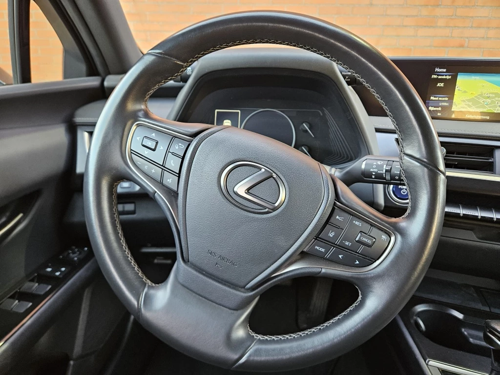 Hoofdafbeelding Lexus UX