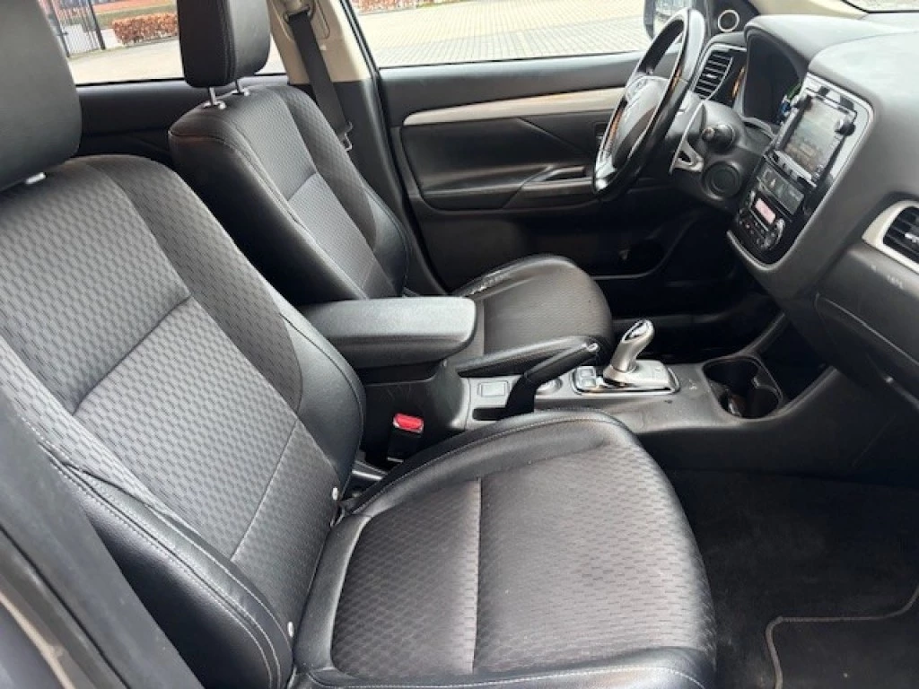 Hoofdafbeelding Mitsubishi Outlander