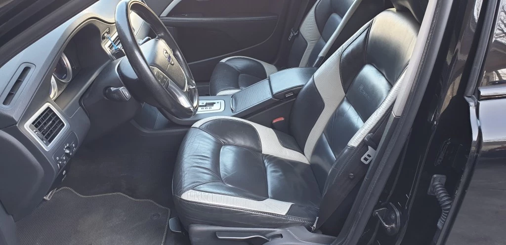 Hoofdafbeelding Volvo V70