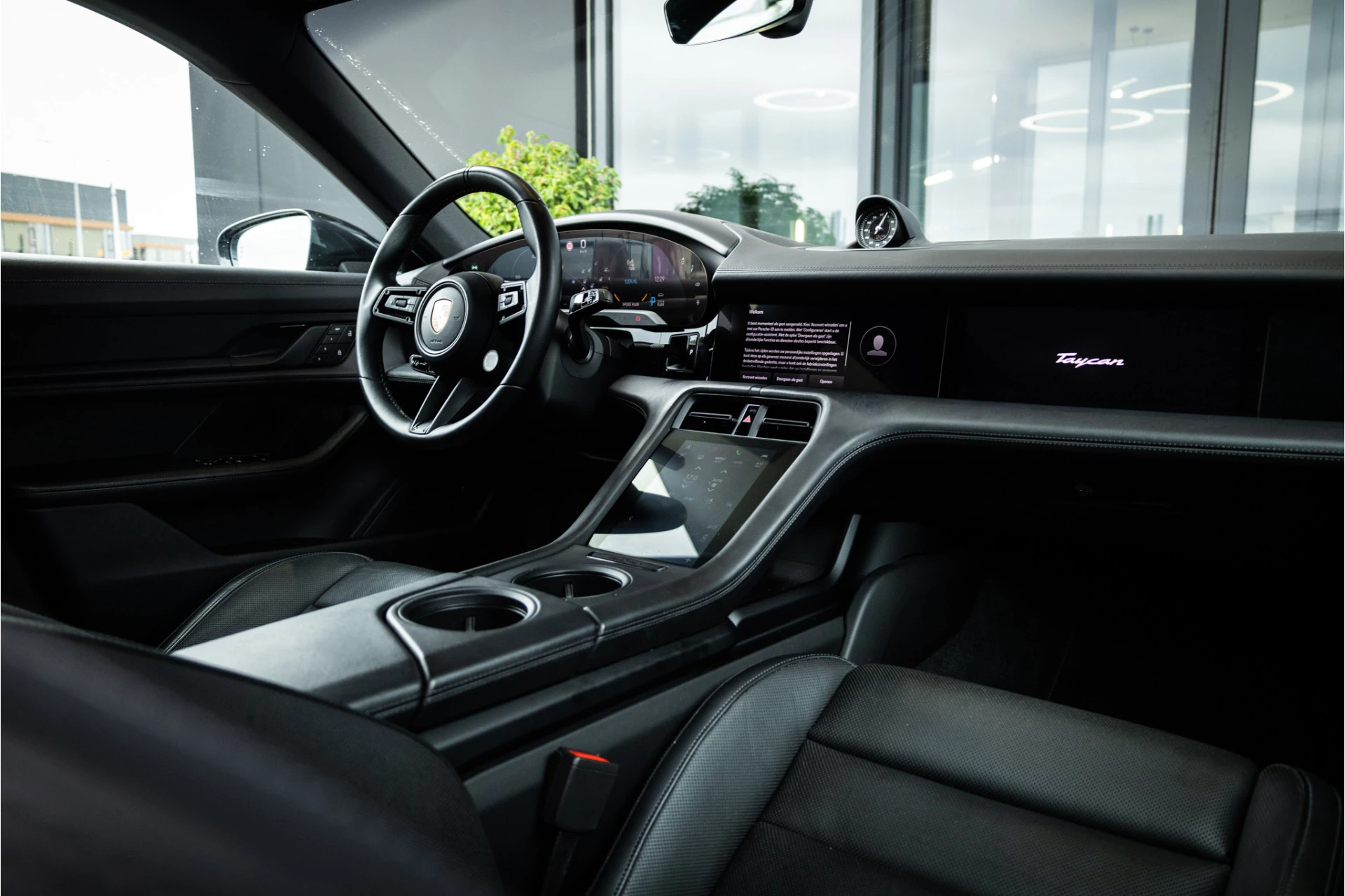 Hoofdafbeelding Porsche Taycan